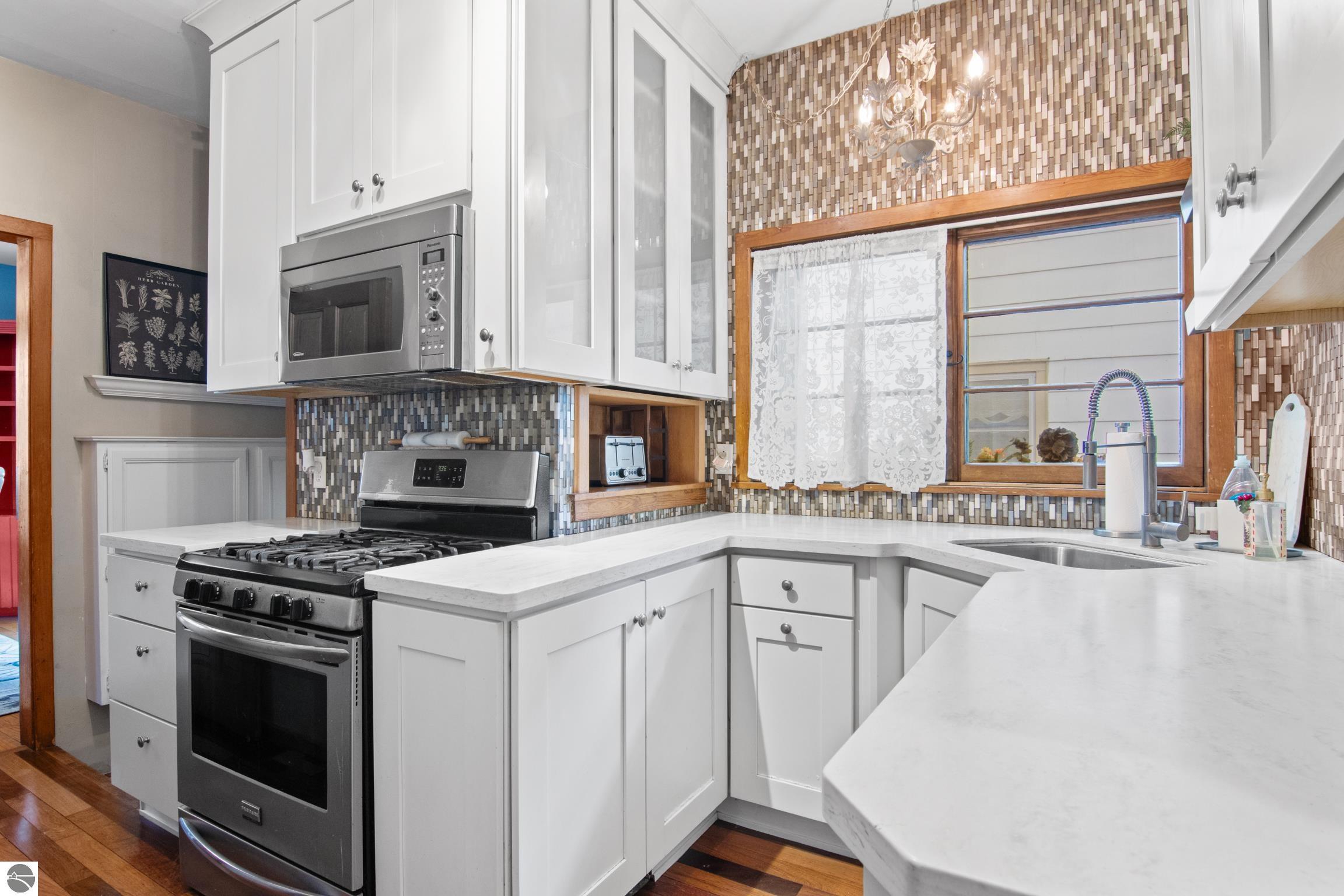 Traverse City, Michigan, 49684, United States, 4 Bedrooms Bedrooms, ,2 BathroomsBathrooms,Residential,For Sale,1943560
