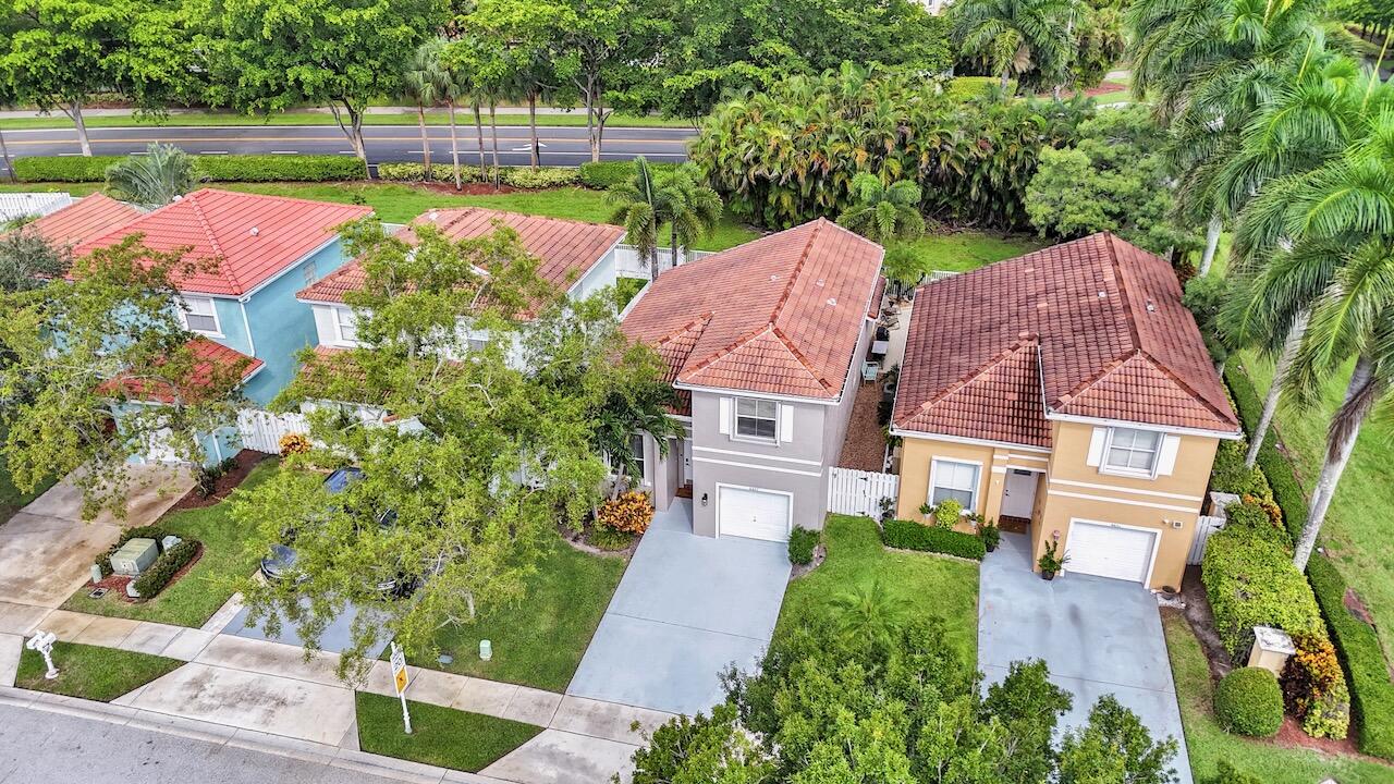 Lake Worth, Florida, 33463, United States, 3 Bedrooms Bedrooms, ,3 BathroomsBathrooms,Residential,For Sale,1940163