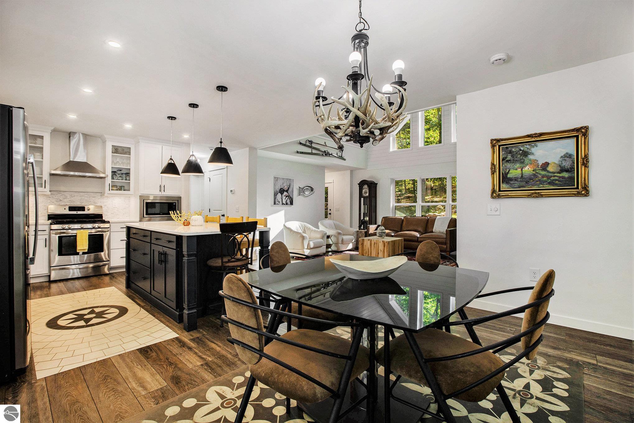 Beulah, Michigan, 49617, United States, 3 Bedrooms Bedrooms, ,2 BathroomsBathrooms,Residential,For Sale,1975573