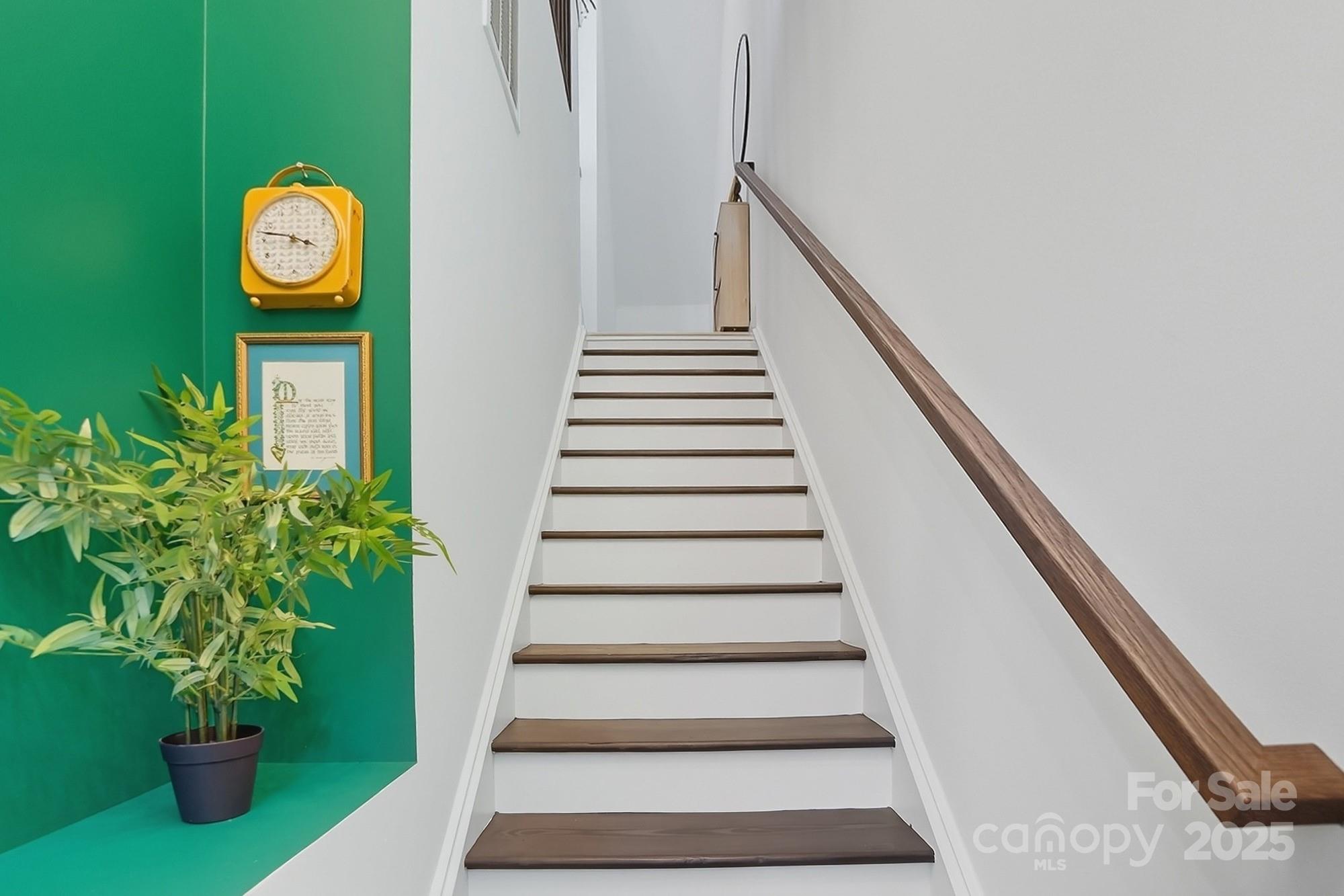 Charlotte, North Carolina, 28205, United States, 2 Bedrooms Bedrooms, ,3 BathroomsBathrooms,Residential,For Sale,1956240