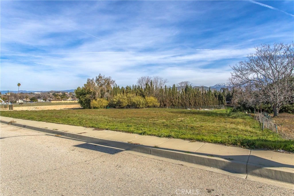 Yucaipa, California, 92399, United States, ,Residential,For Sale,1927897