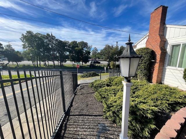 Oakland, California, 94605, United States, 3 Bedrooms Bedrooms, ,1 BathroomBathrooms,Residential,For Sale,2011144