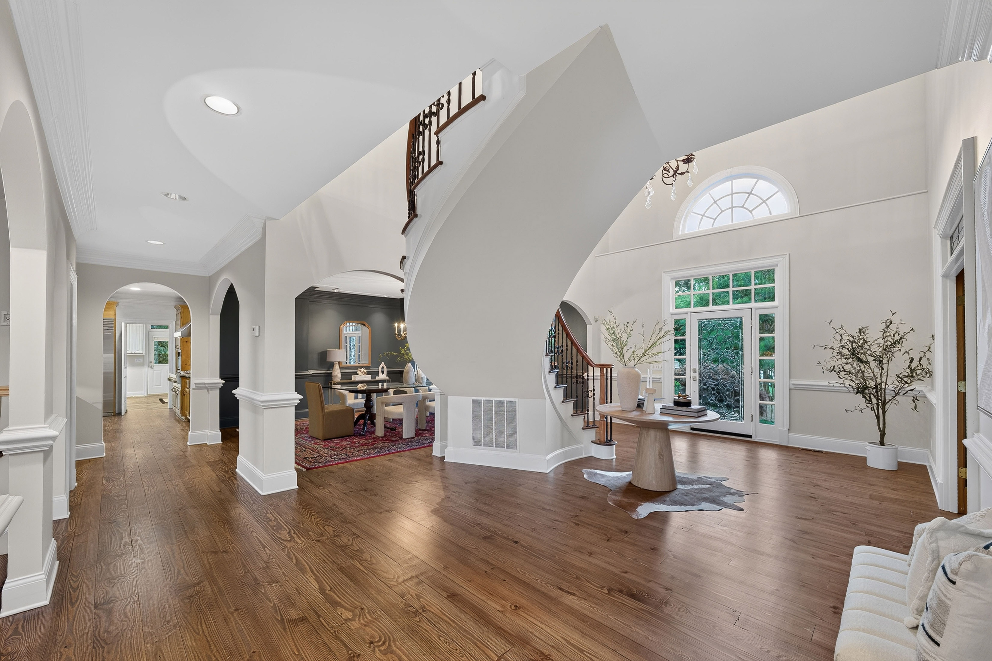  Exceptional Seven Bedroom Estate on Private Cul-de-sac - 物件實景
