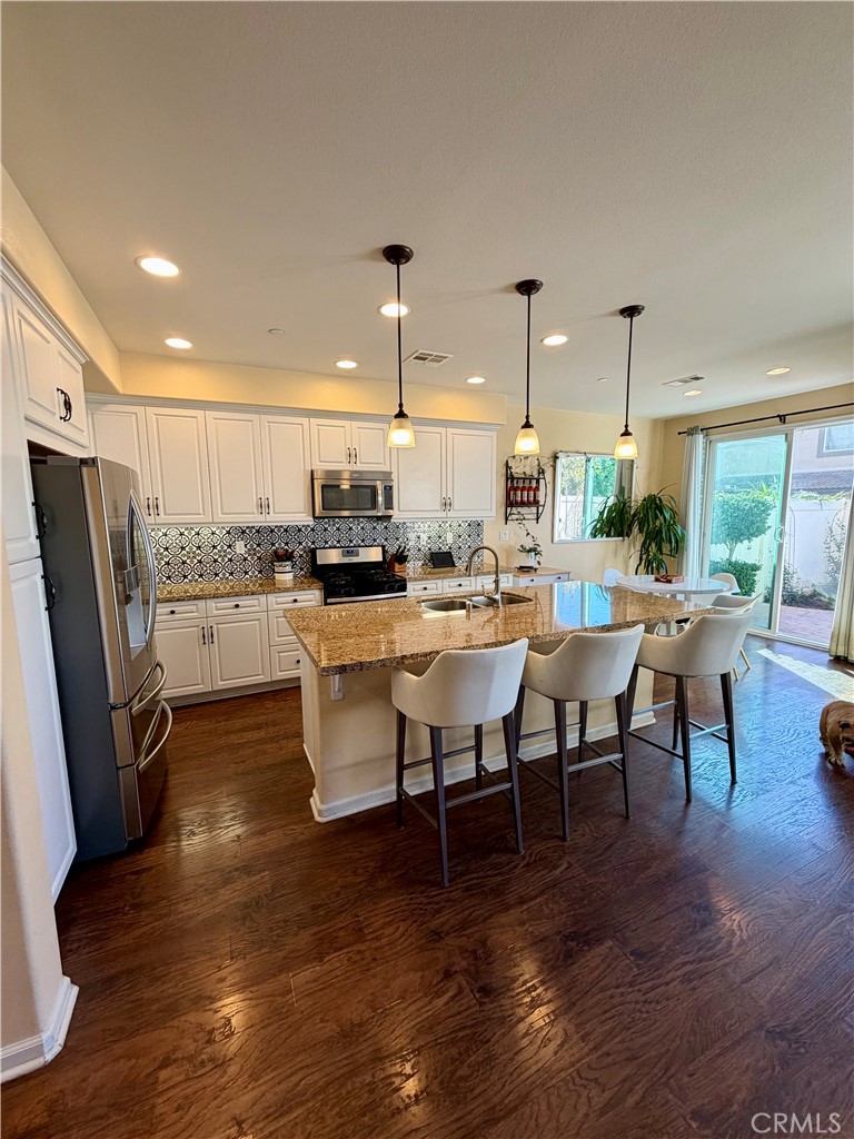 Temecula, California, 92592, United States, 3 Bedrooms Bedrooms, ,3 BathroomsBathrooms,Residential,For Sale,1980308