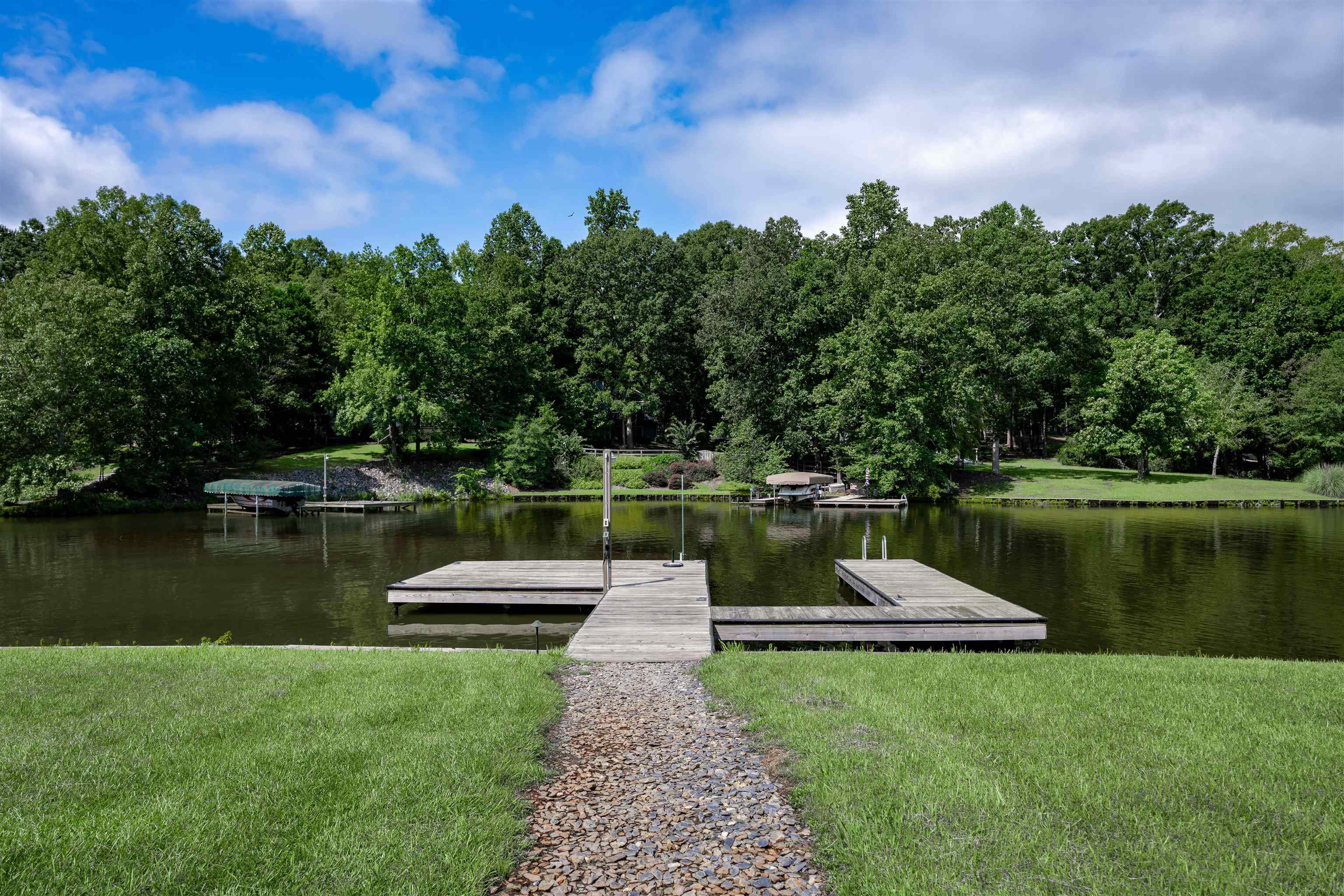 Eatonton, Georgia, 31024, United States, 4 Bedrooms Bedrooms, ,2 BathroomsBathrooms,Residential,For Sale,1911200