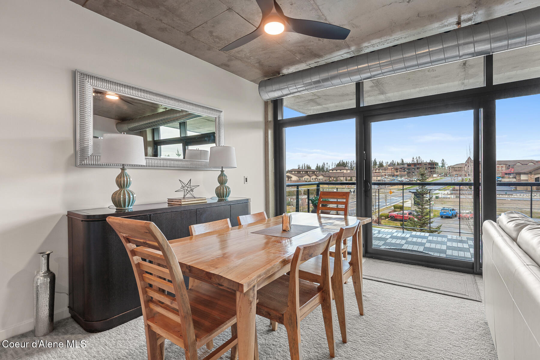 Coeur d'Alene, Idaho, 83814, United States, 2 Bedrooms Bedrooms, ,2 BathroomsBathrooms,Residential,For Sale,2007822