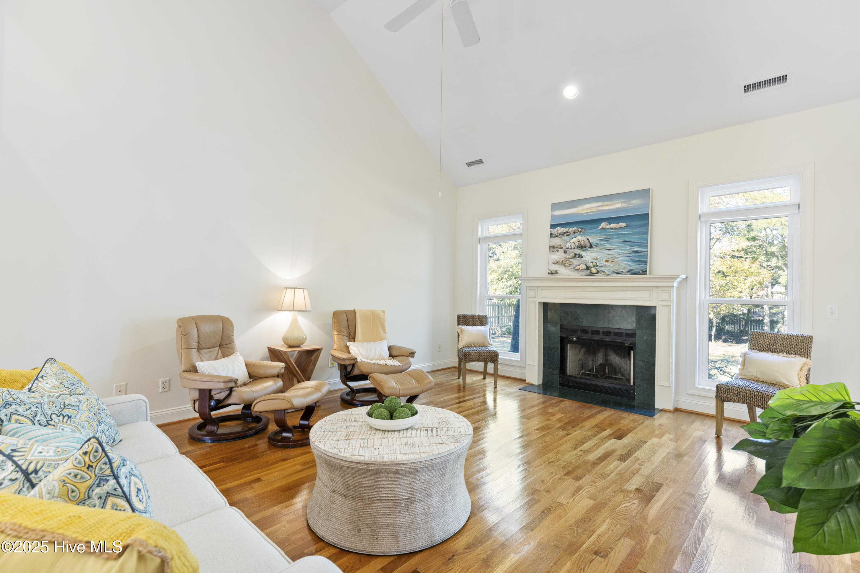 Wilmington, North Carolina, 28409, United States, 4 Bedrooms Bedrooms, ,4 BathroomsBathrooms,Residential,For Sale,1991062