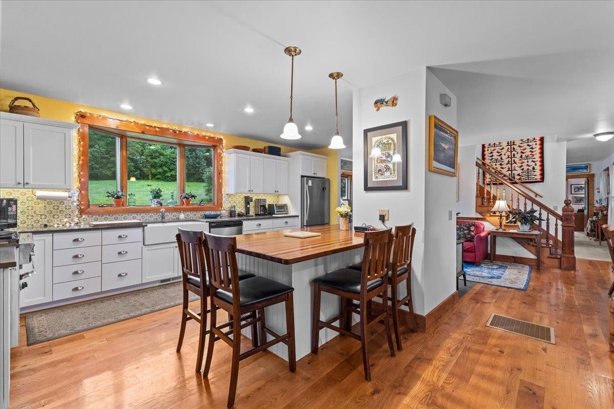 Elmore, Vermont, 05661, United States, 4 Bedrooms Bedrooms, ,1 BathroomBathrooms,Residential,For Sale,1885713