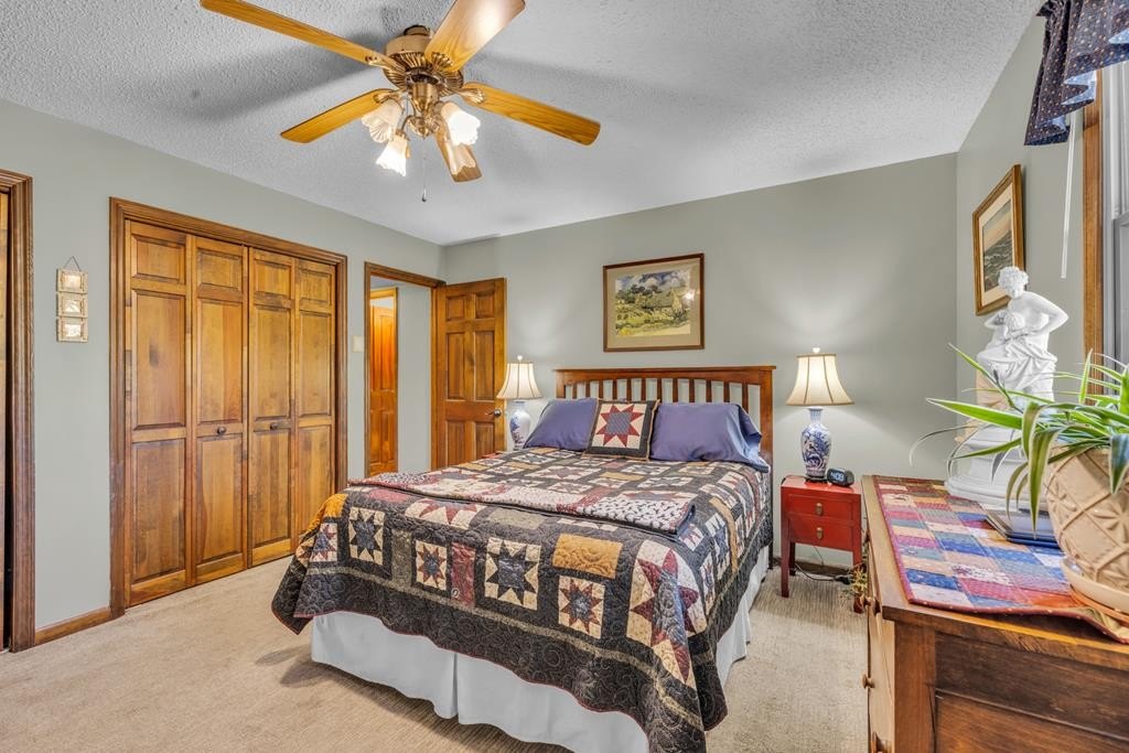 Hayesville, North Carolina, 28904, United States, 3 Bedrooms Bedrooms, ,3 BathroomsBathrooms,Residential,For Sale,1834730