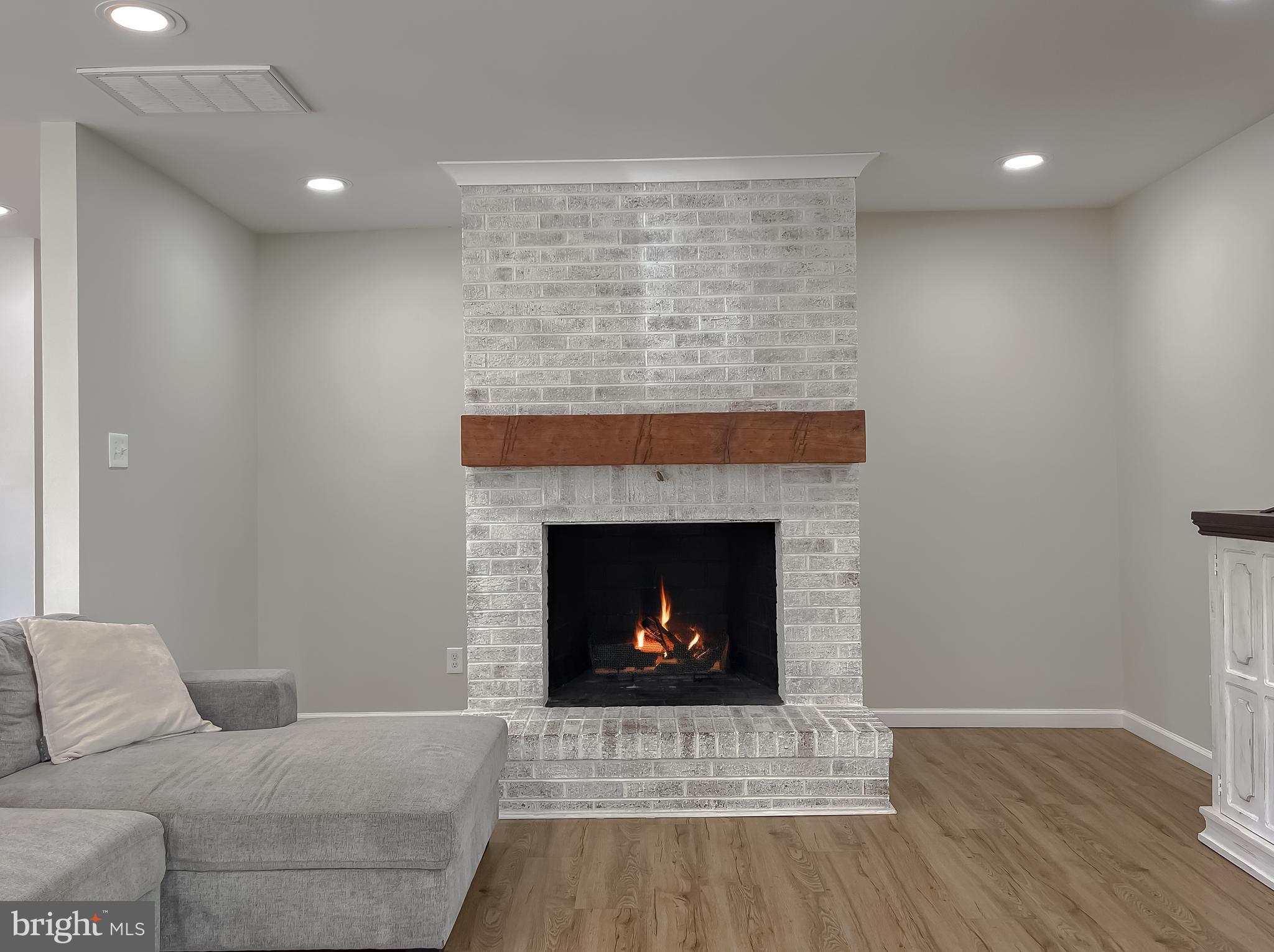 Hollywood, Maryland, 20636, United States, 3 Bedrooms Bedrooms, ,2 BathroomsBathrooms,Residential,For Sale,1978416