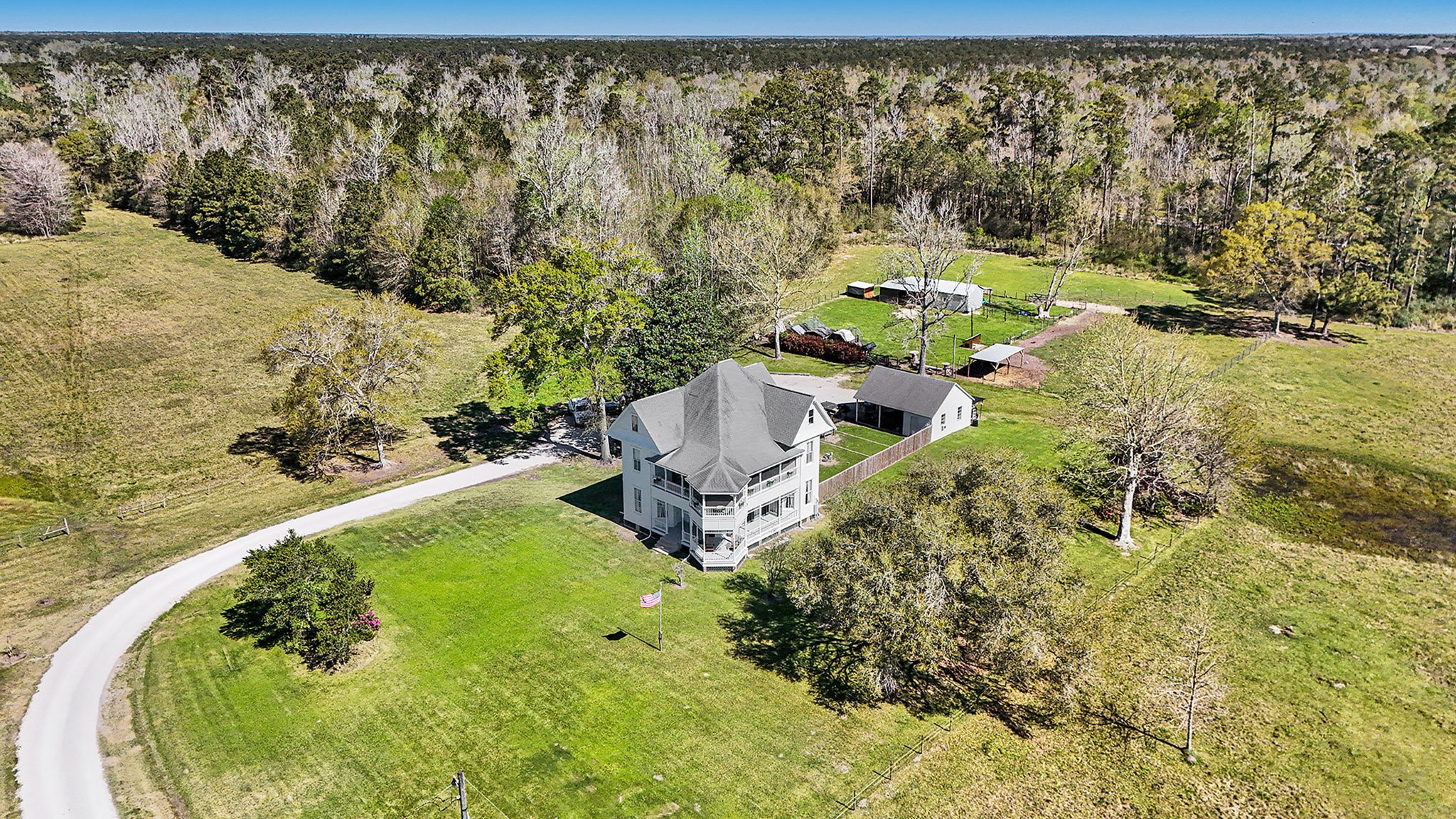 Anahuac, Texas, 77514, United States, 3 Bedrooms Bedrooms, ,2 BathroomsBathrooms,Residential,For Sale,1908288