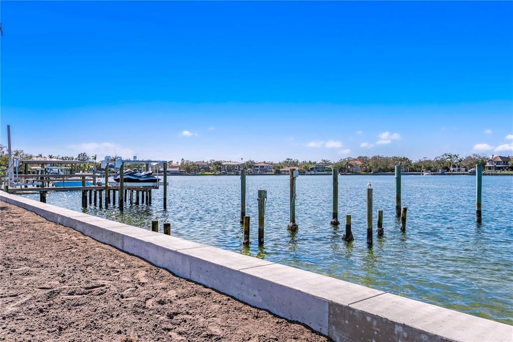 St Petersburg, Florida, 33704, United States, 6 Bedrooms Bedrooms, ,8 BathroomsBathrooms,Residential,For Sale,1897556