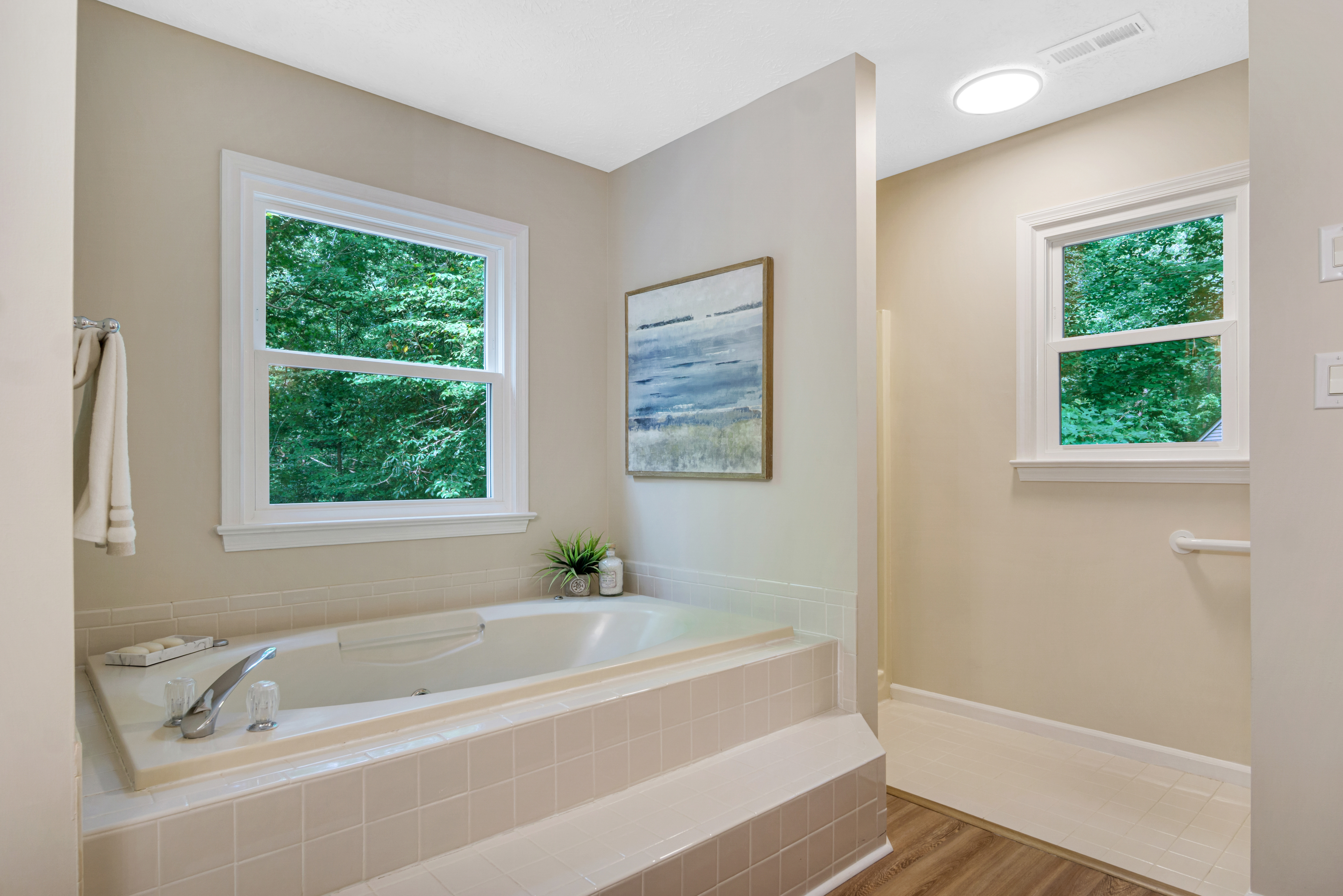 Williamsburg, Virginia, 23185, United States, 4 Bedrooms Bedrooms, ,4 BathroomsBathrooms,Residential,For Sale,1892691