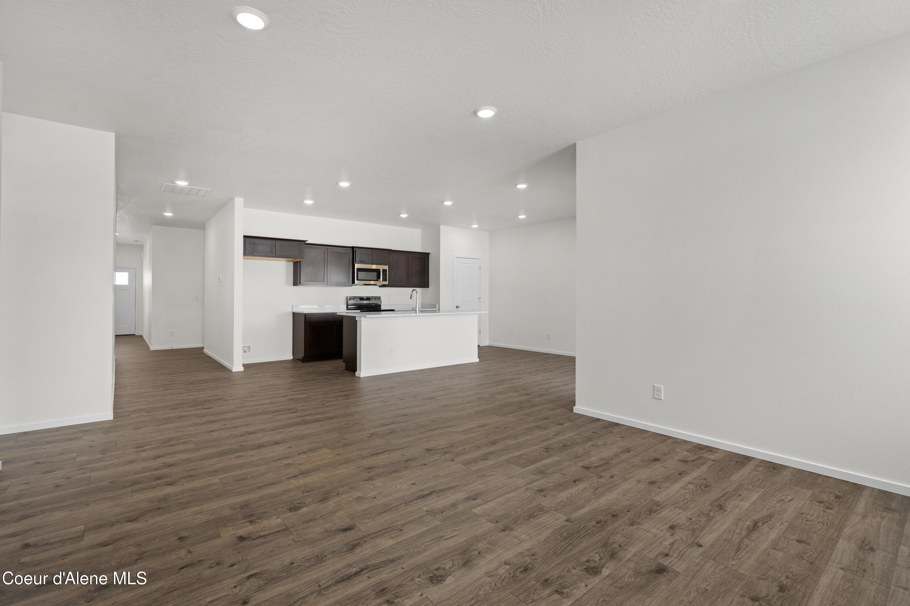 Post Falls, Idaho, 83854, United States, 4 Bedrooms Bedrooms, ,Residential,For Sale,1979406