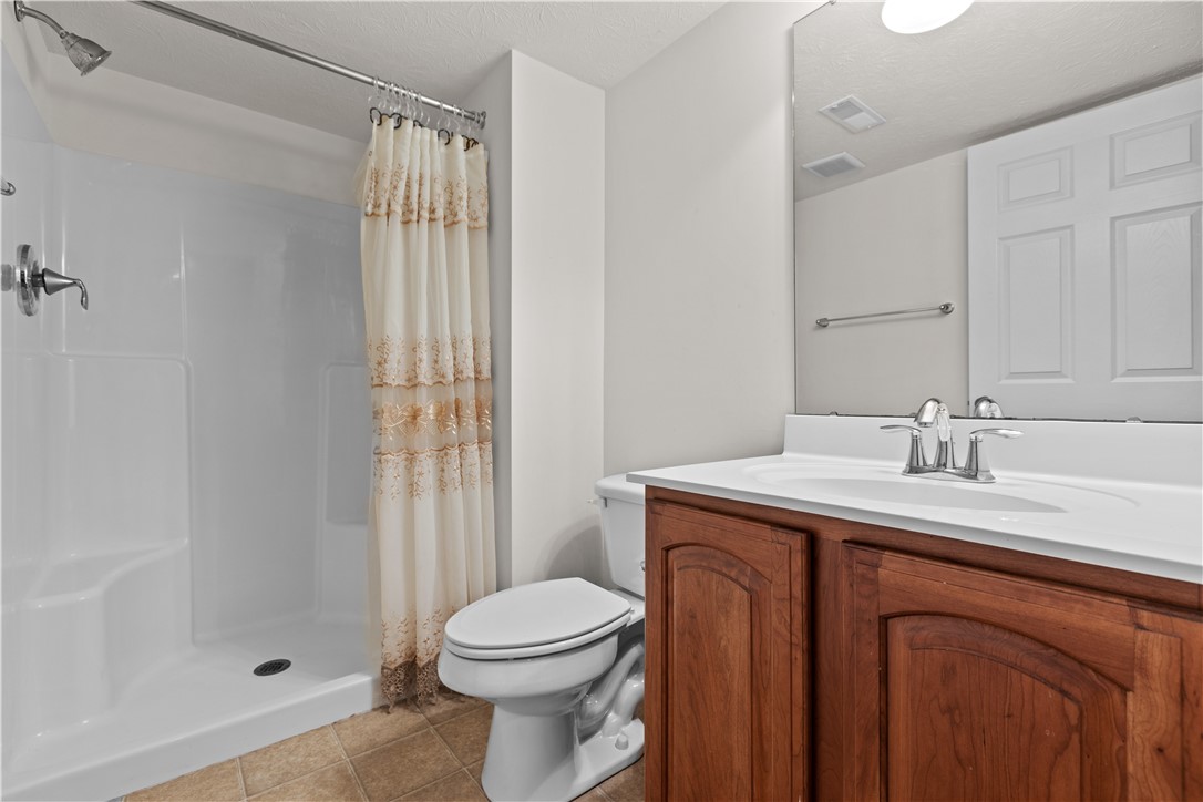 512 Madison Dr, Gibsonia, Pennsylvania, 15044, United States, 4 Bedrooms Bedrooms, ,4 BathroomsBathrooms,Residential,For Sale,512 Madison Dr ,1672528