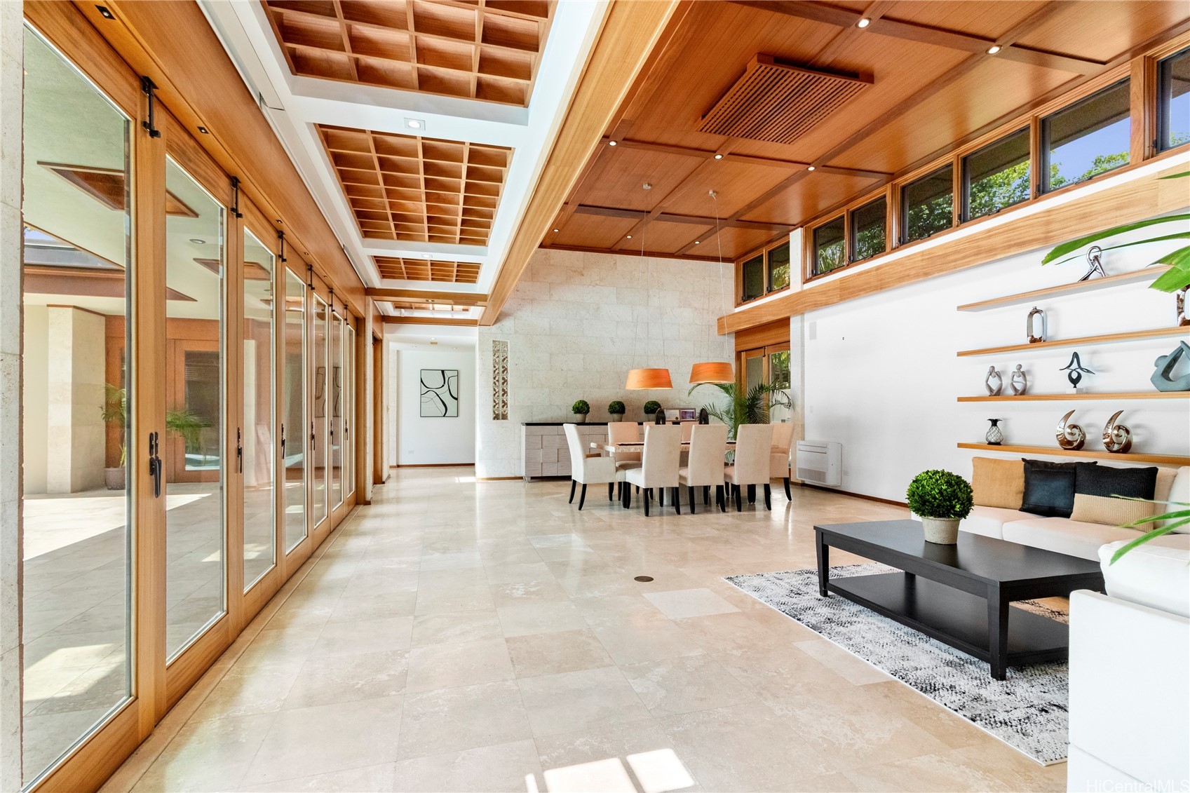 Honolulu, Hawaii, 96816, United States, 3 Bedrooms Bedrooms, ,3 BathroomsBathrooms,Residential,For Sale,1988153