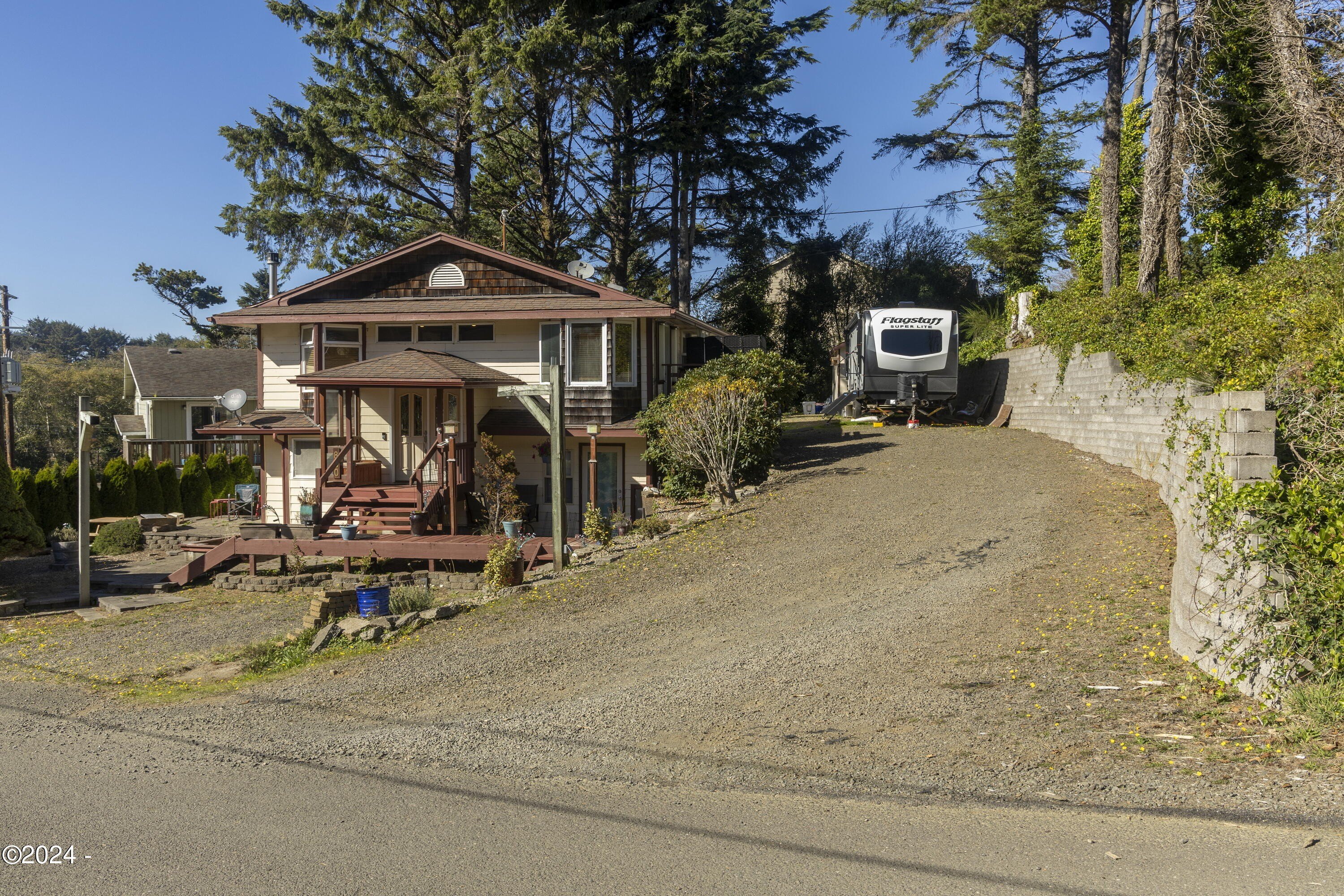 850 SE 31st, Lincoln City, Oregon, 97367, United States, 4 Bedrooms Bedrooms, ,2 BathroomsBathrooms,Residential,For Sale,850 SE 31st,1637852