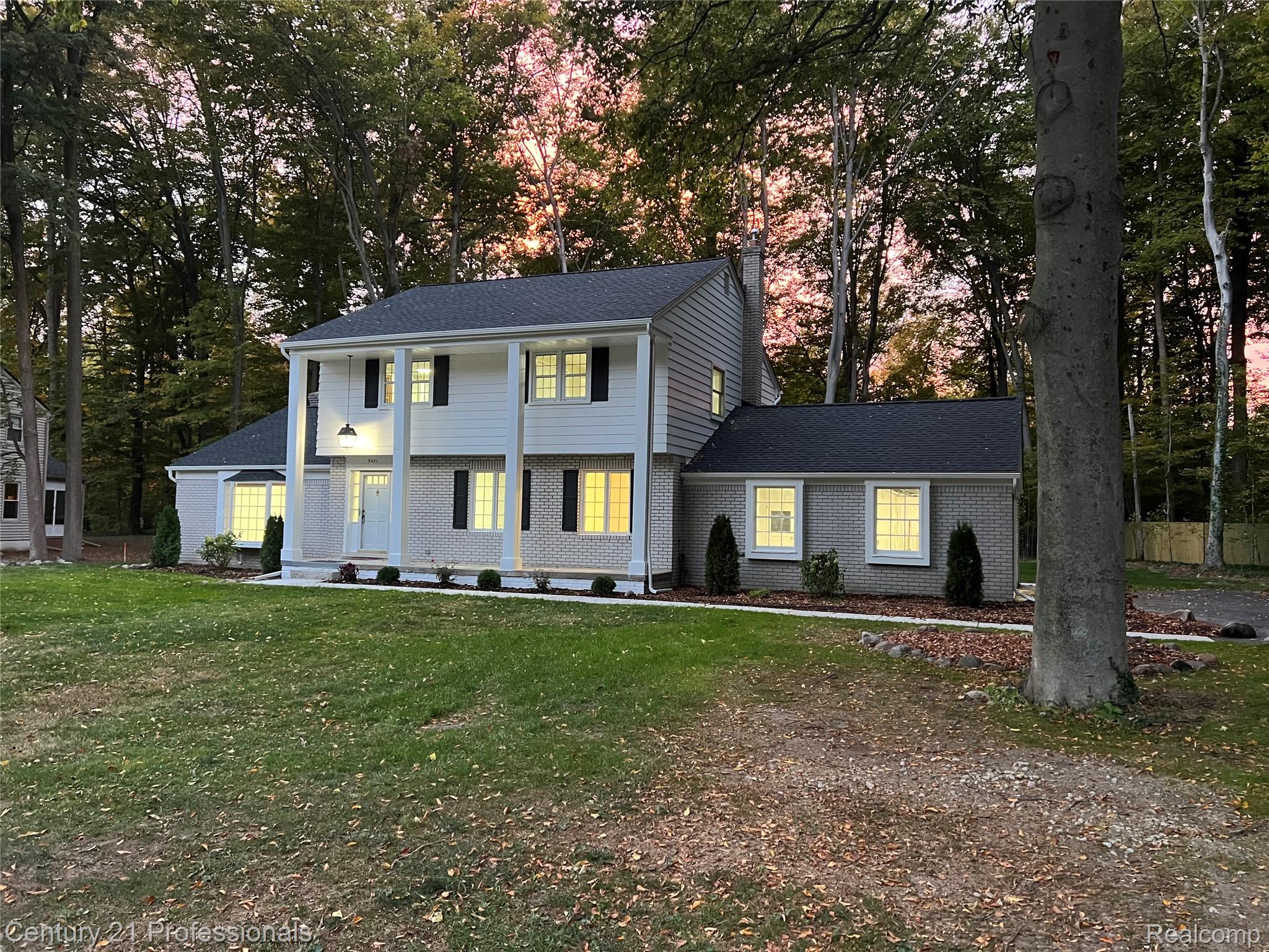 Plymouth, Michigan, 48170, United States, 5 Bedrooms Bedrooms, ,3 BathroomsBathrooms,Residential,For Sale,1982882