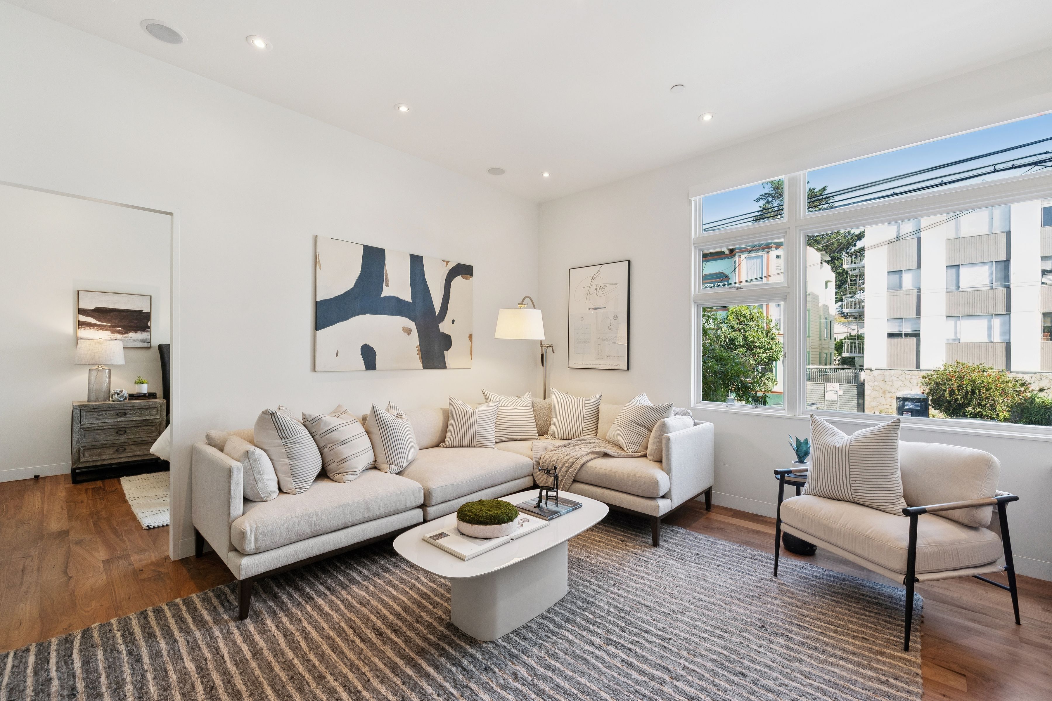  1076 South Van Ness Avenue - 物件實景