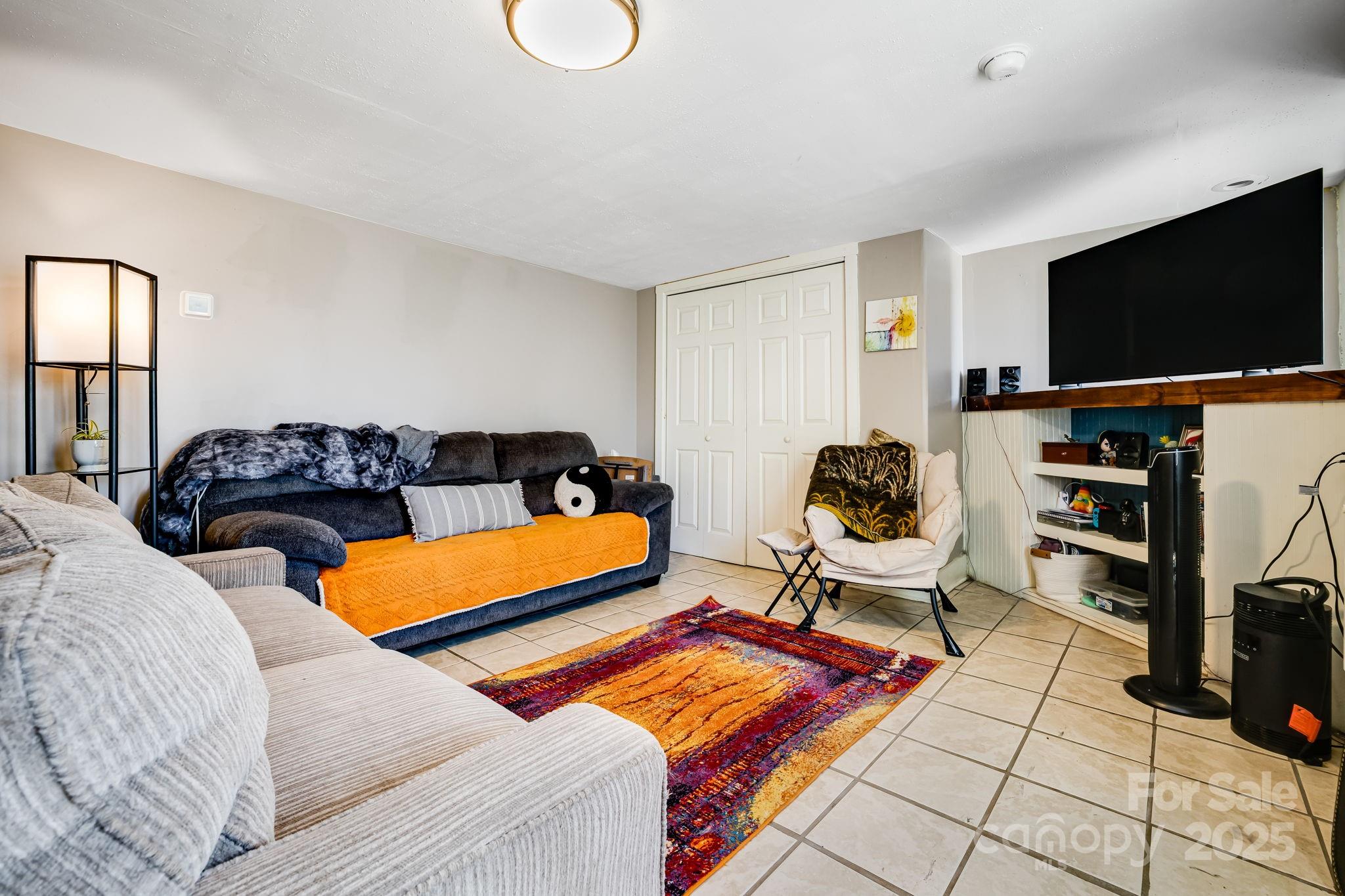 Asheville, North Carolina, 28804, United States, 4 Bedrooms Bedrooms, ,2 BathroomsBathrooms,Residential,For Sale,1977861