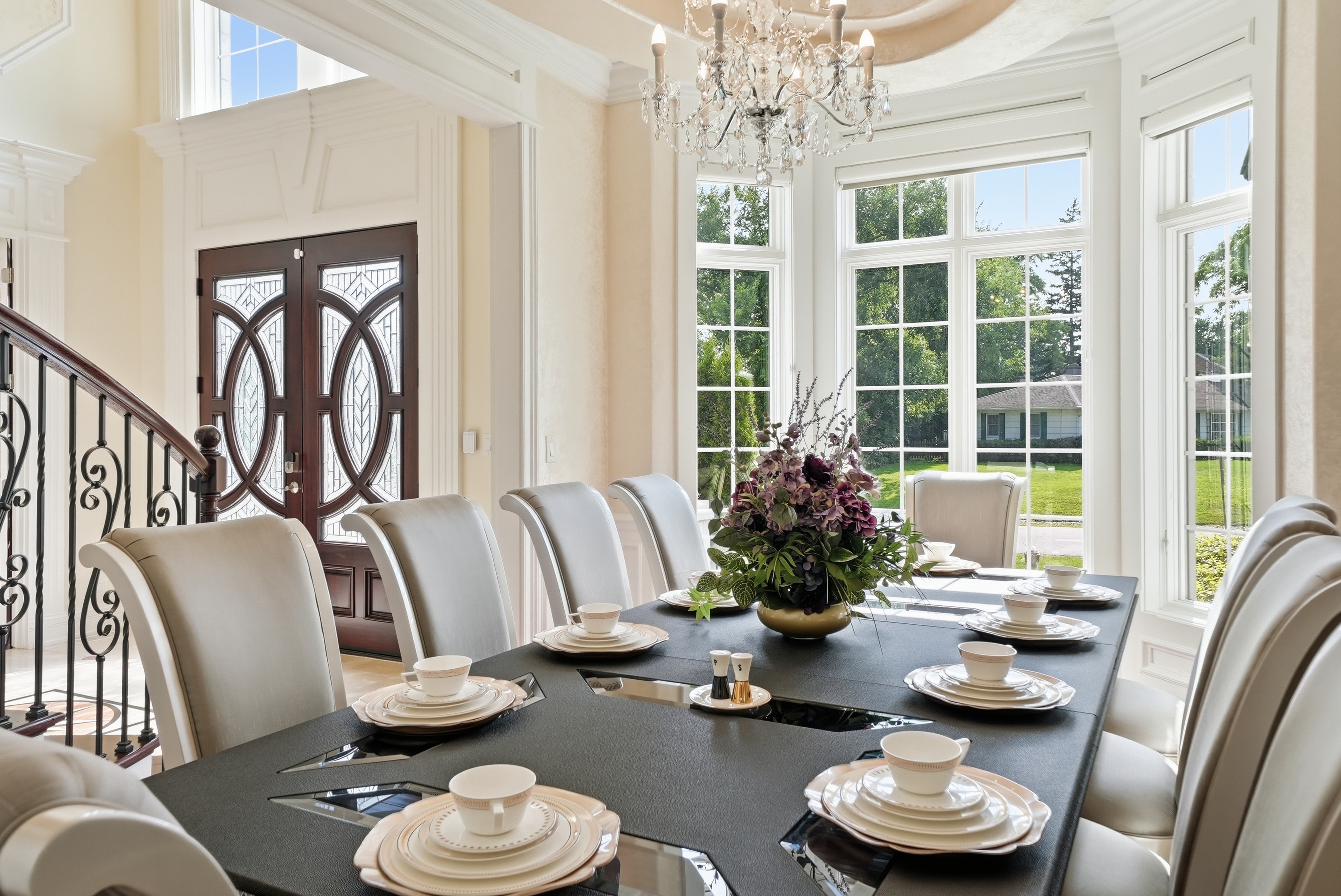  Perfectly Positioned in the Prestigious Golfview Hills Community of Hinsdale - 物件實景