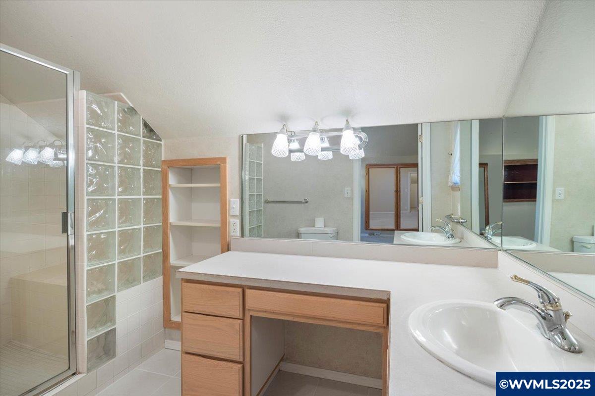 Lebanon, Oregon, 97355, United States, 3 Bedrooms Bedrooms, ,2 BathroomsBathrooms,Residential,For Sale,1991965