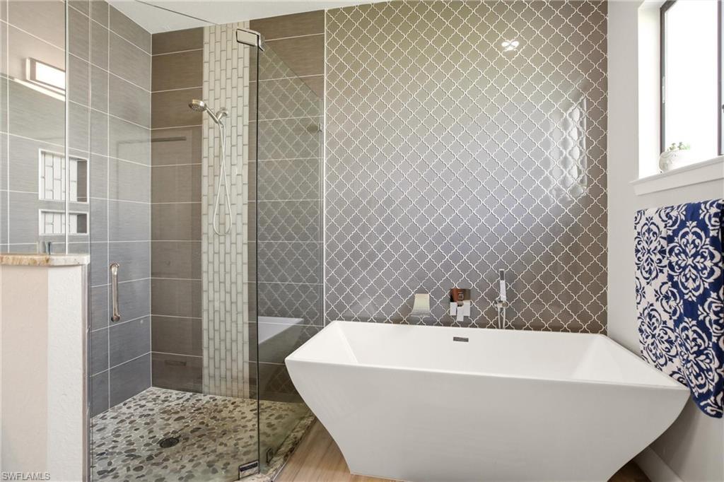 FORT MYERS, Florida, 33966, United States, 3 Bedrooms Bedrooms, ,2 BathroomsBathrooms,Residential,For Sale,2049356