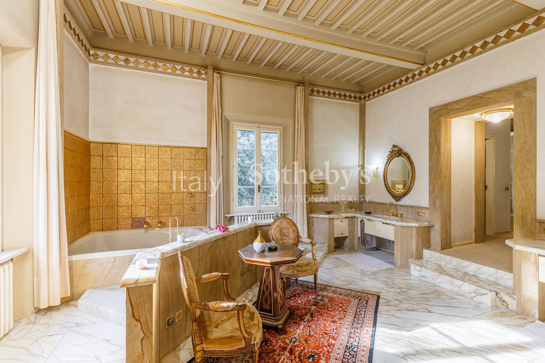  Villa with dépendance and vineyard in Tuscany - 物件實景