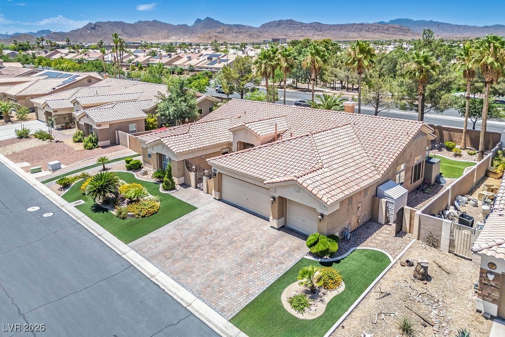 Las Vegas, Nevada, 89131, United States, 3 Bedrooms Bedrooms, ,2 BathroomsBathrooms,Residential,For Sale,2009747