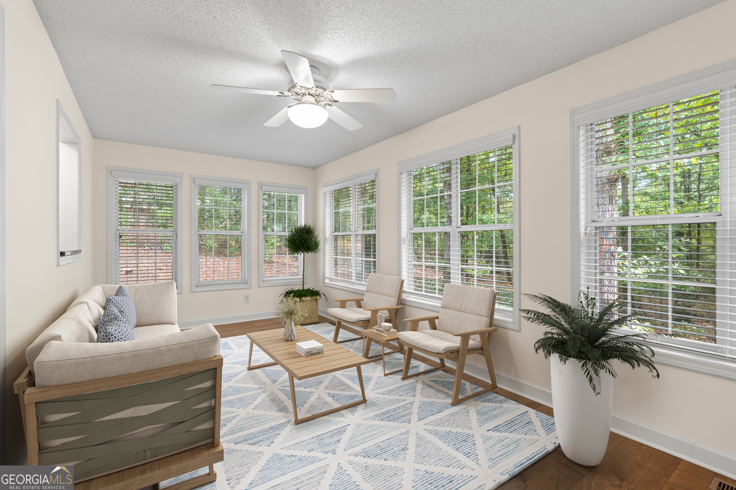 Sharpsburg, Georgia, 30277, United States, 3 Bedrooms Bedrooms, ,3 BathroomsBathrooms,Residential,For Sale,1955891