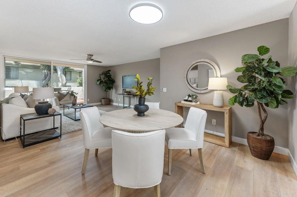 San Diego, California, 92122, United States, 2 Bedrooms Bedrooms, ,2 BathroomsBathrooms,Residential,For Sale,1891697
