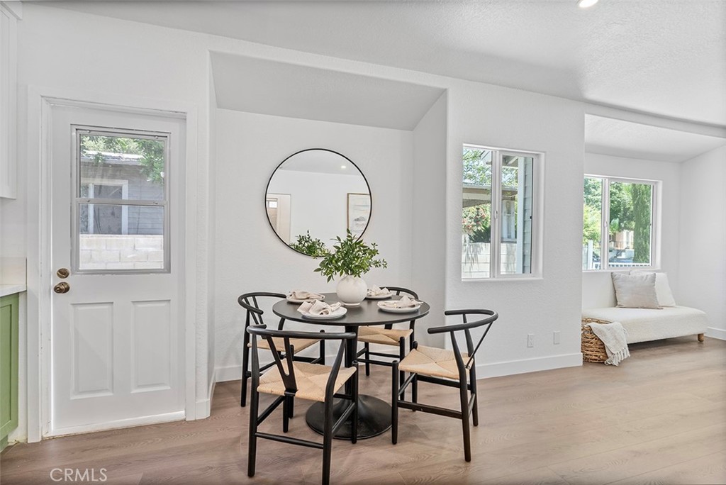 Pasadena, California, 91106, United States, 2 Bedrooms Bedrooms, ,2 BathroomsBathrooms,Residential,For Sale,1904440