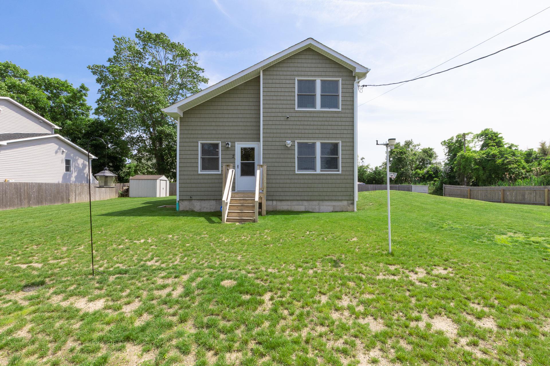 Shirley, New York, 11967, United States, 3 Bedrooms Bedrooms, ,2 BathroomsBathrooms,Residential,For Sale,1761697