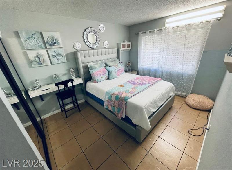 Las Vegas, Nevada, 89106, United States, 4 Bedrooms Bedrooms, ,4 BathroomsBathrooms,Residential,For Sale,1979989