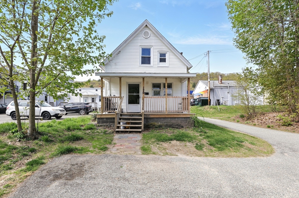 Monson, Massachusetts, 01057, United States, 7 Bedrooms Bedrooms, ,5 BathroomsBathrooms,Residential,For Sale,1795174