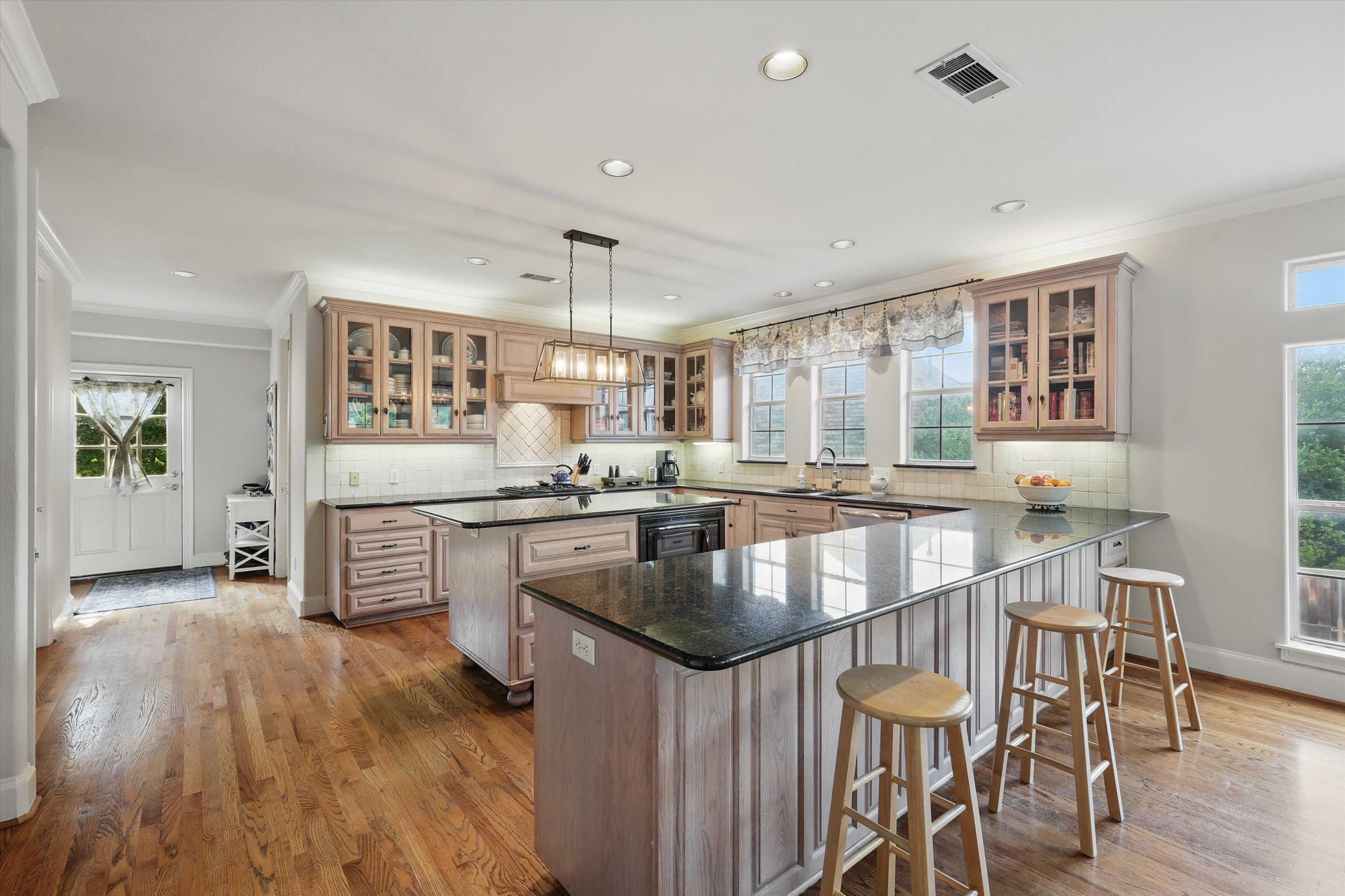  3525 Overton View Court, Fort Worth, TX, 76109 - 物件實景