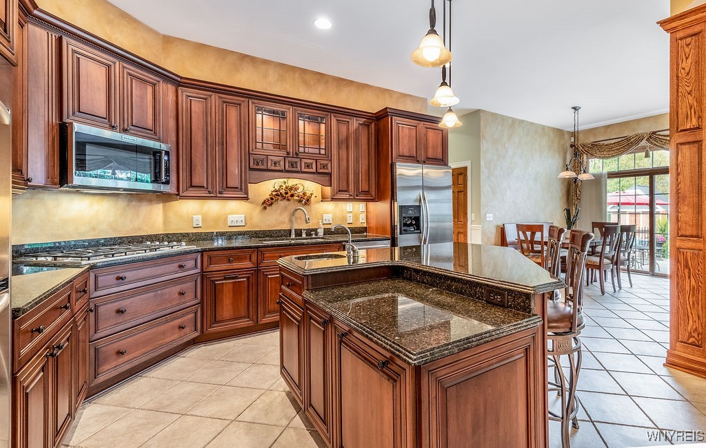 Grand Island, New York, 14072, United States, 4 Bedrooms Bedrooms, ,5 BathroomsBathrooms,Residential,For Sale,1975944