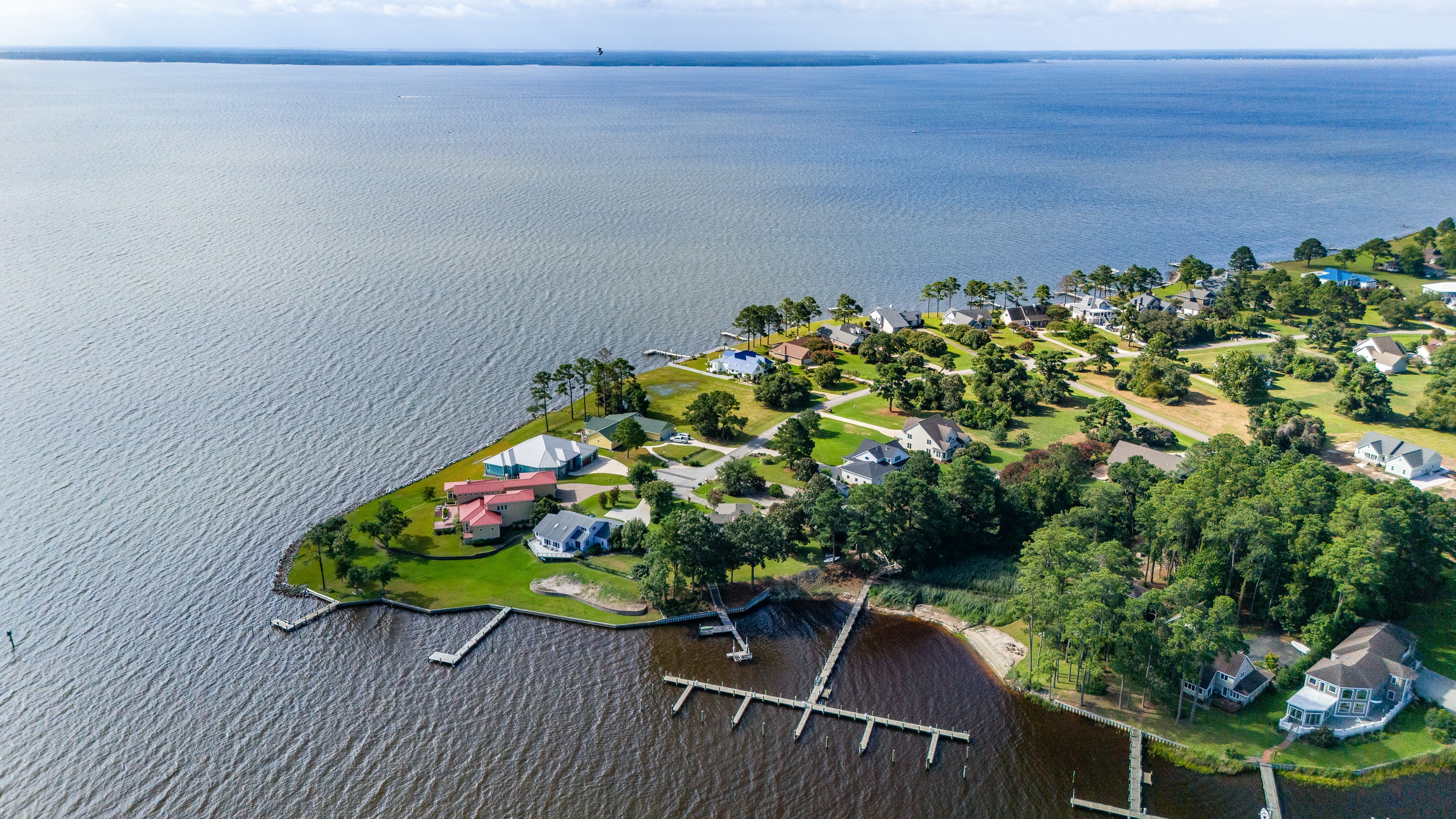 Oriental, North Carolina, 28571, United States, 3 Bedrooms Bedrooms, ,3 BathroomsBathrooms,Residential,For Sale,1979127