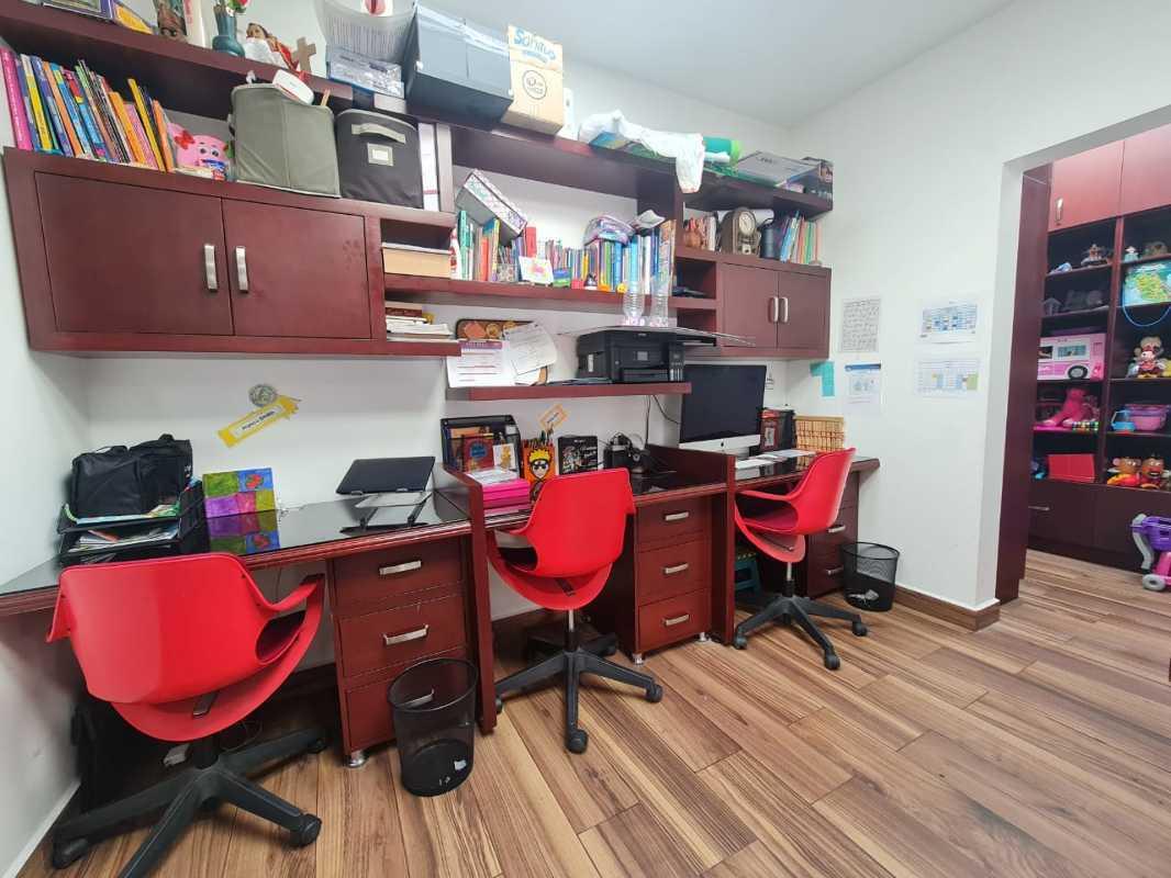 Priv. del Cerro, Tepotzotlán, Estado de México, 54600, Mexico, 3 Bedrooms Bedrooms, ,3 BathroomsBathrooms,Residential,For Sale,Priv. del Cerro,1440771