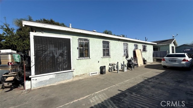 Los Angeles, California, 90002, United States, 6 Bedrooms Bedrooms, ,Residential,For Sale,2005800