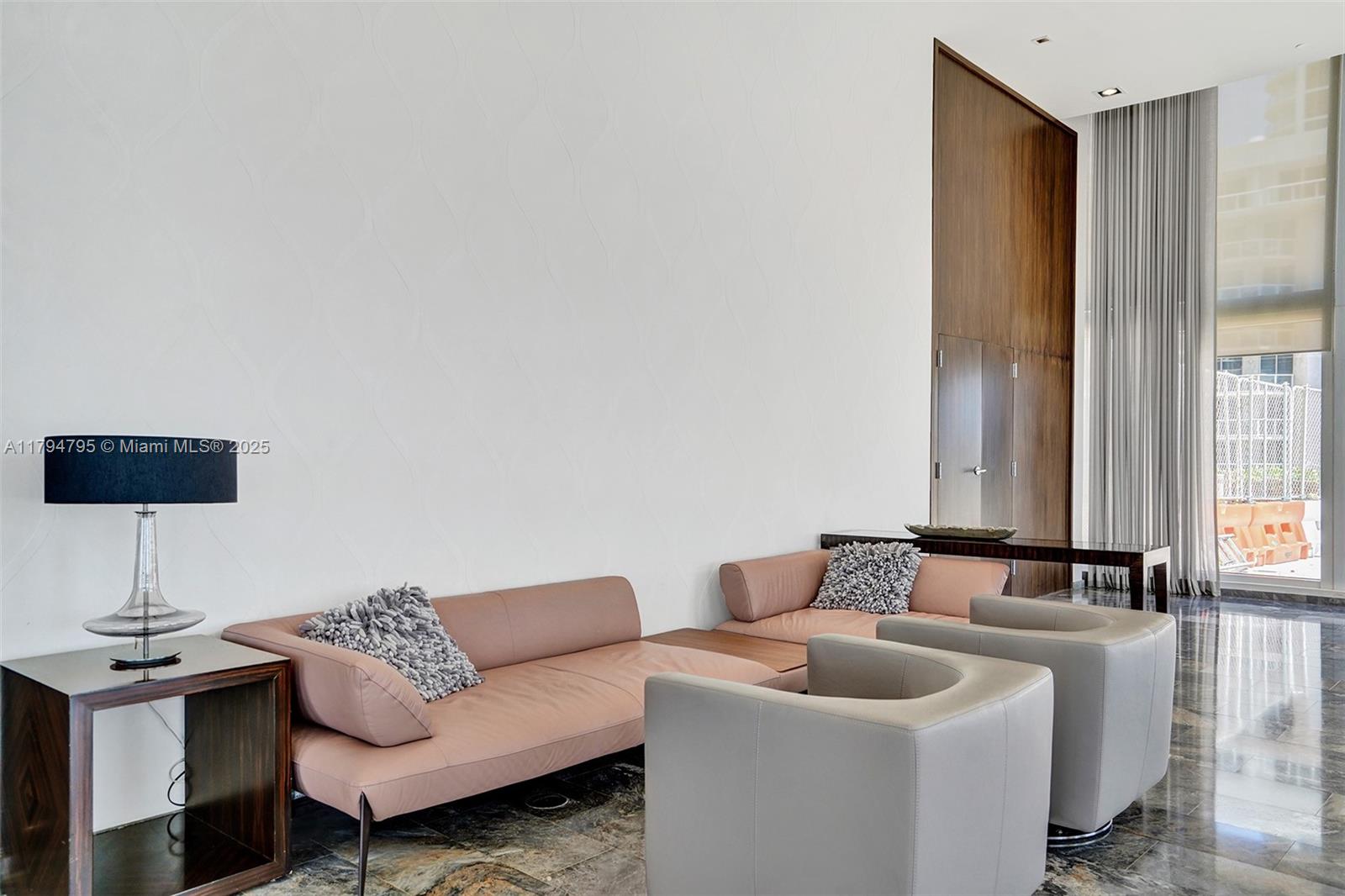 Sunny Isles Beach, Florida, 33160, United States, 2 Bedrooms Bedrooms, ,3 BathroomsBathrooms,Residential,For Sale,1794345