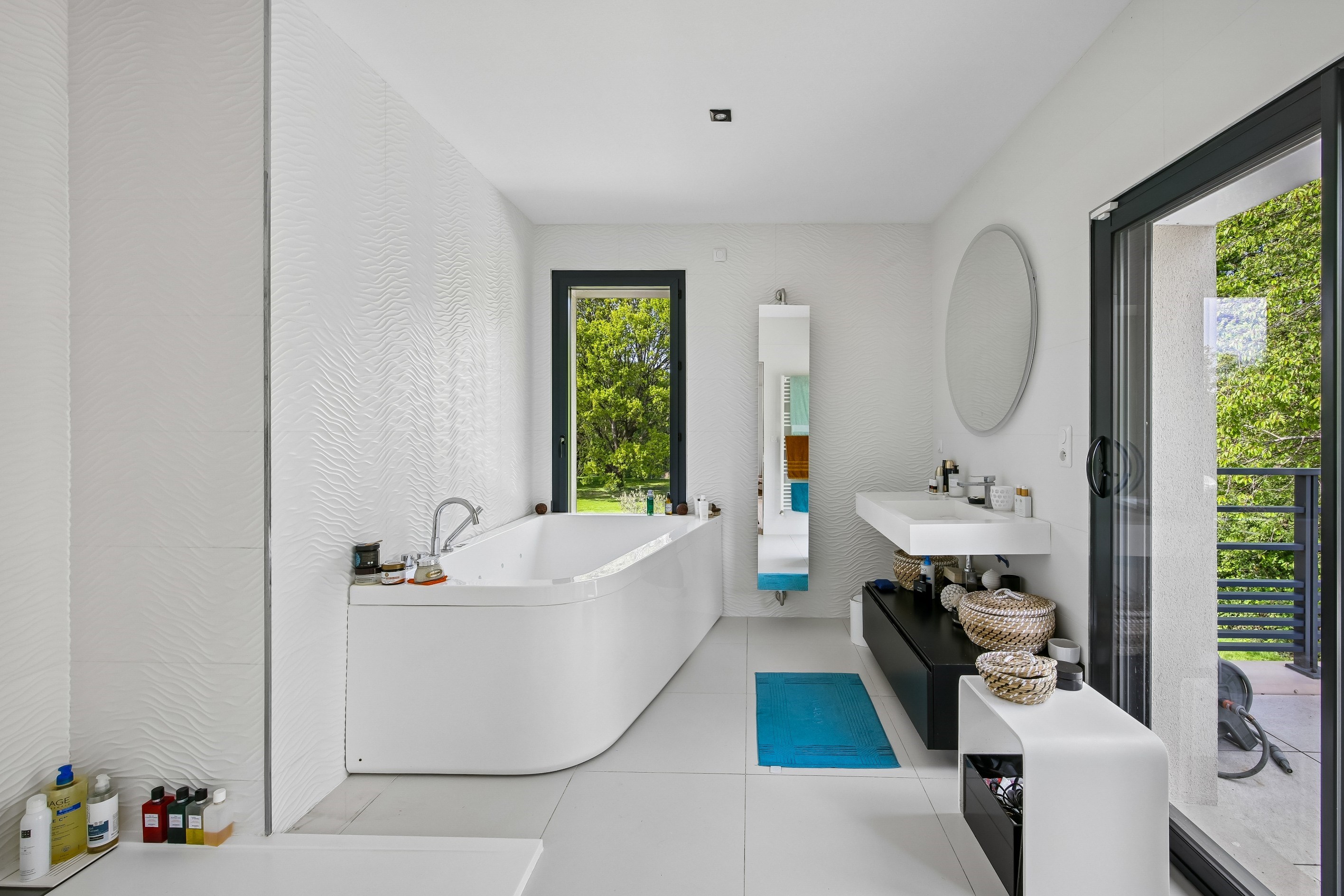  Modern luxury home - 物件實景