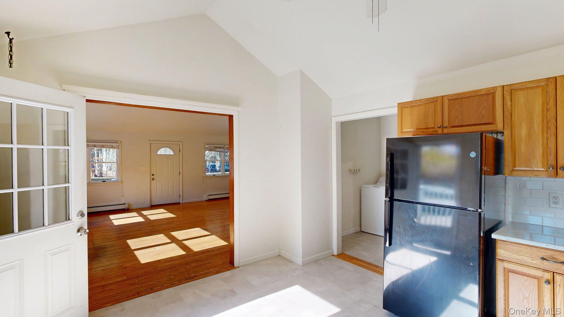 Center Moriches, New York, 11934, United States, 3 Bedrooms Bedrooms, ,1 BathroomBathrooms,Residential,For Sale,1990243