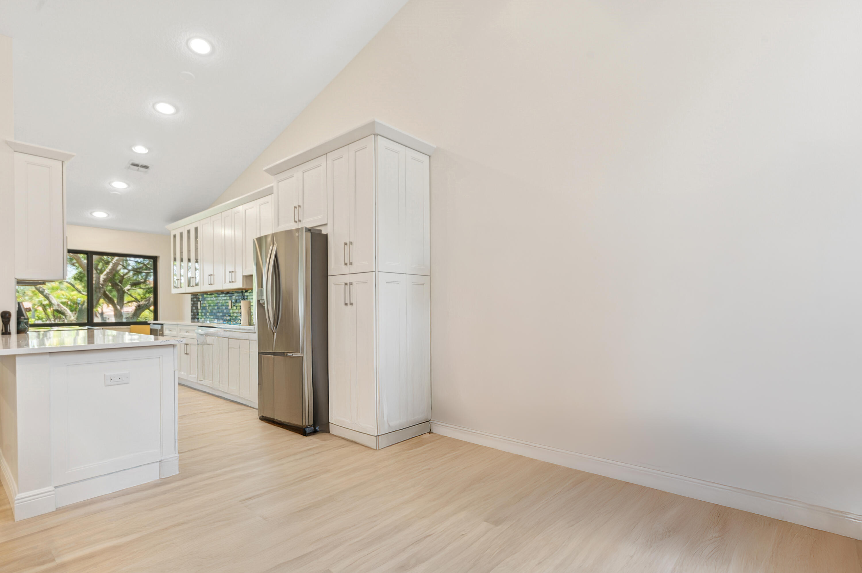 Boca Raton, Florida, 33487, United States, 3 Bedrooms Bedrooms, ,2 BathroomsBathrooms,Residential,For Sale,1838121
