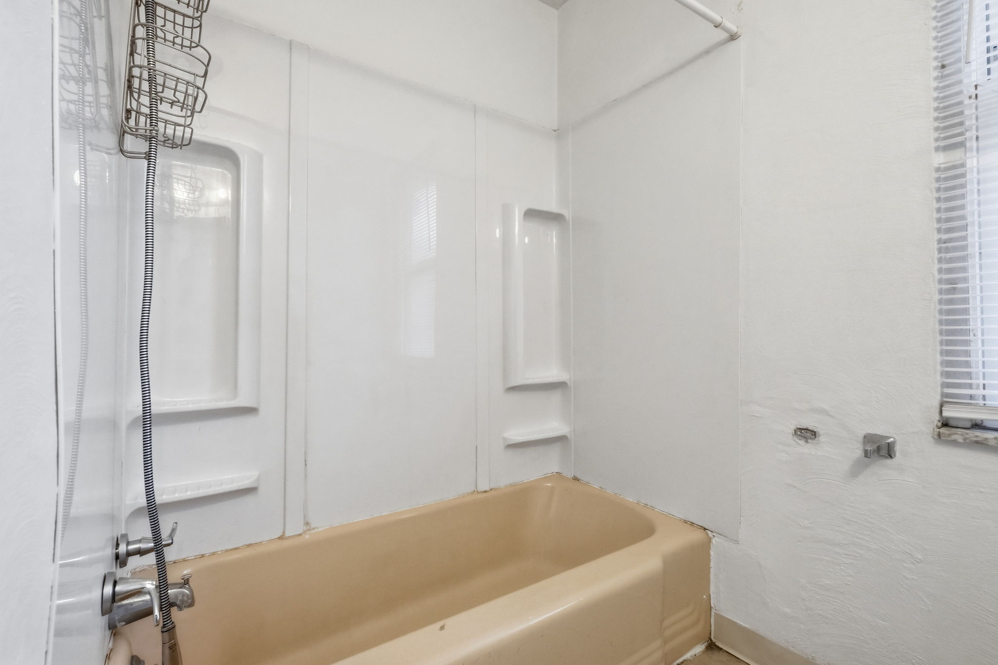  1264 Grove Road, Pittsburgh, PA 15234 - 物件實景