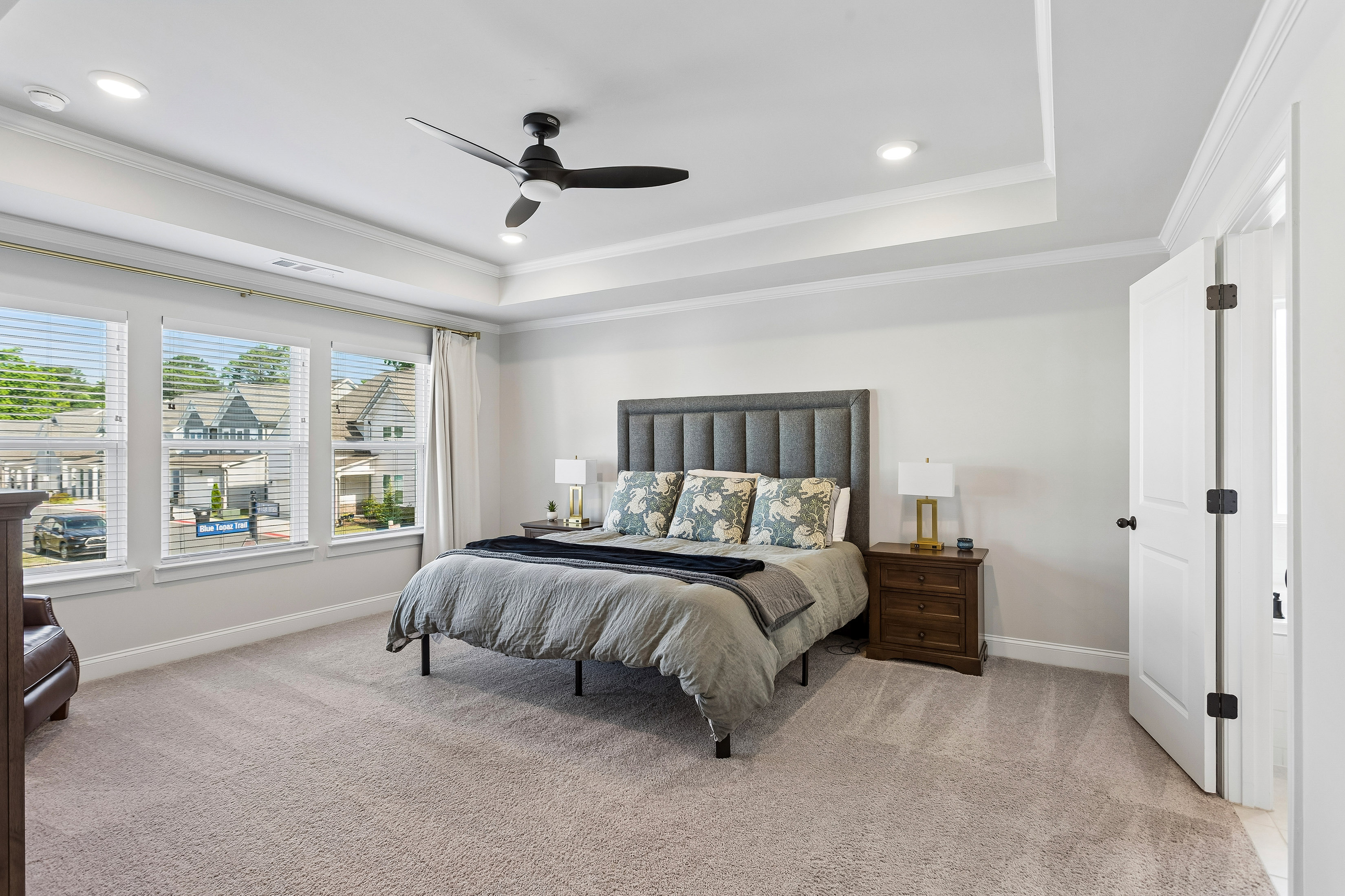  Stunning Home on Desirable Corner Lot in Beautiful New Gated Community - 物件實景
