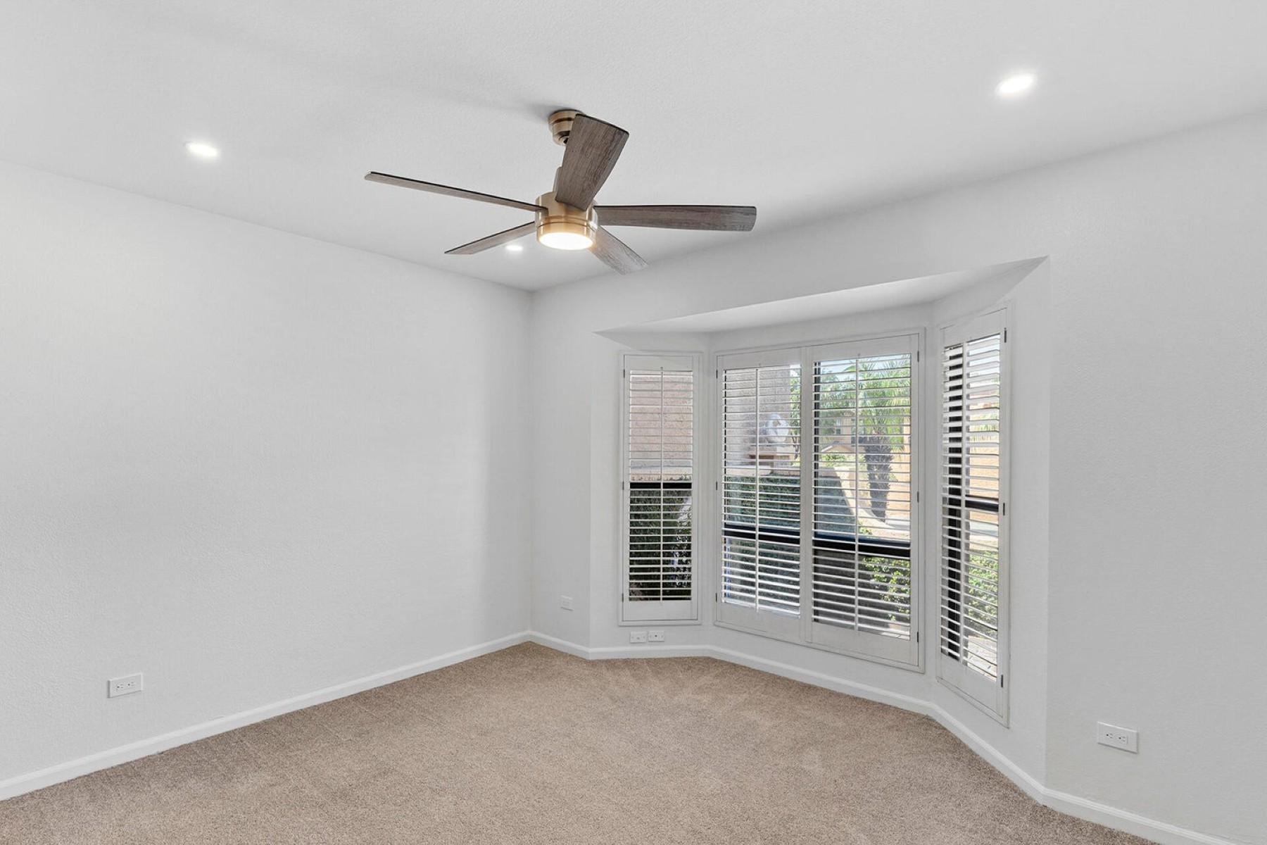  10805 N 9th Place  Phoenix, AZ - 物件實景