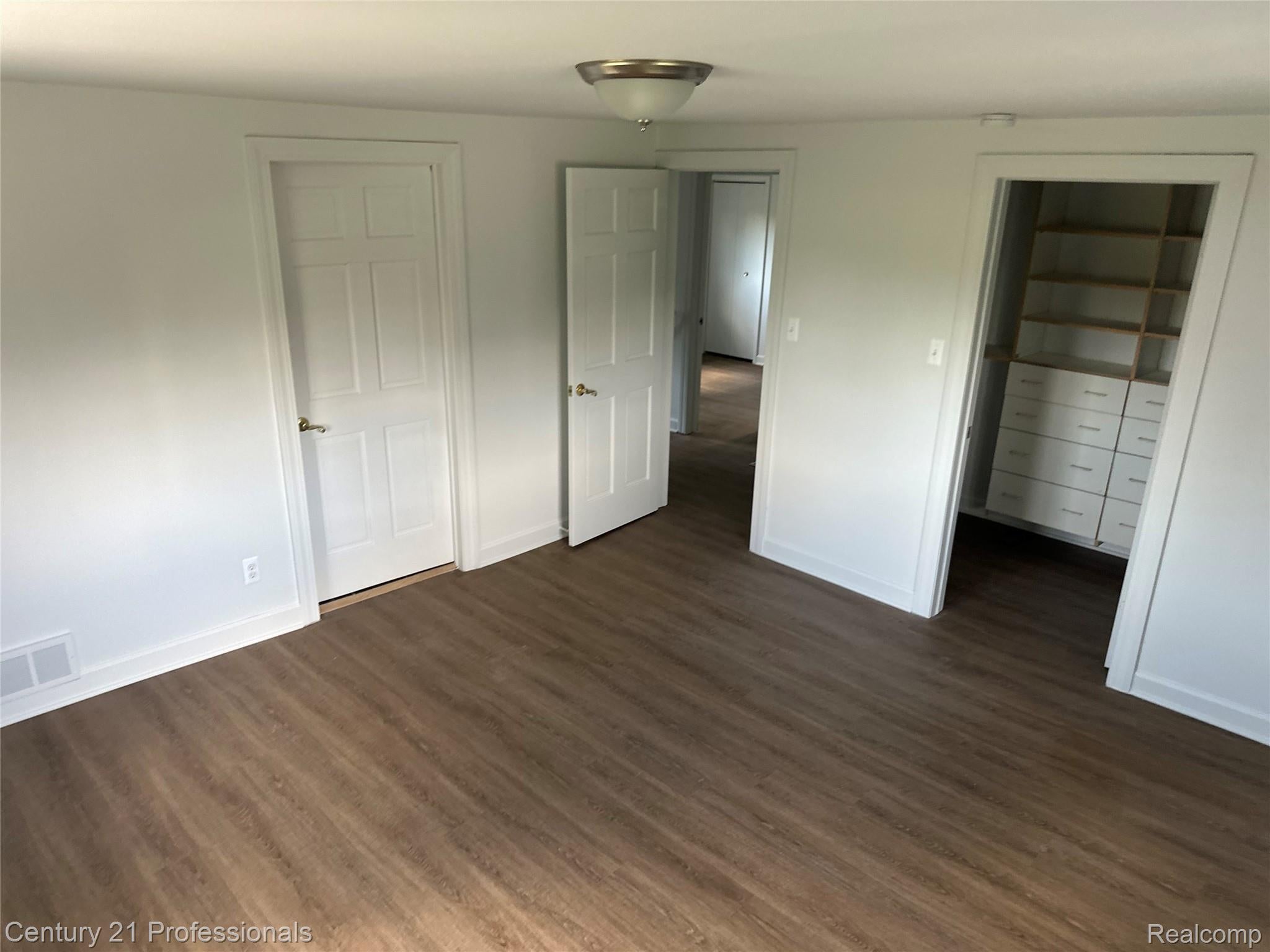 China, Michigan, 48054, United States, 4 Bedrooms Bedrooms, ,2 BathroomsBathrooms,Residential,For Sale,1974308