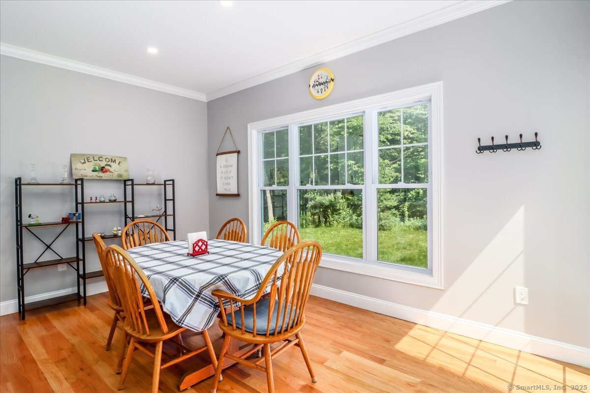 New Milford, Connecticut, 06776, United States, 2 Bedrooms Bedrooms, ,3 BathroomsBathrooms,Residential,For Sale,1875818