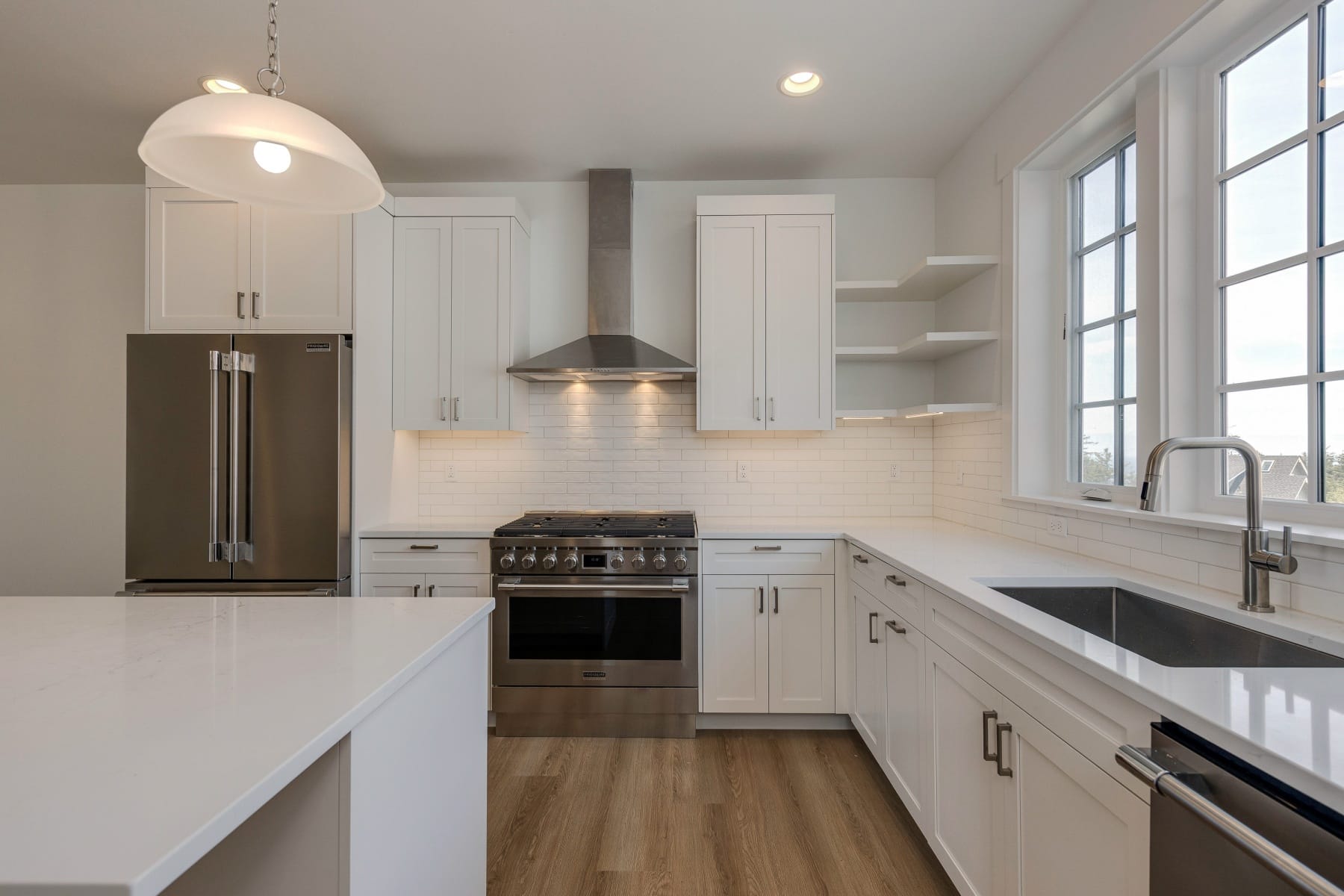  413 NE Moonwake Lane #16 Depoe Bay, OR 97341 - 物件實景
